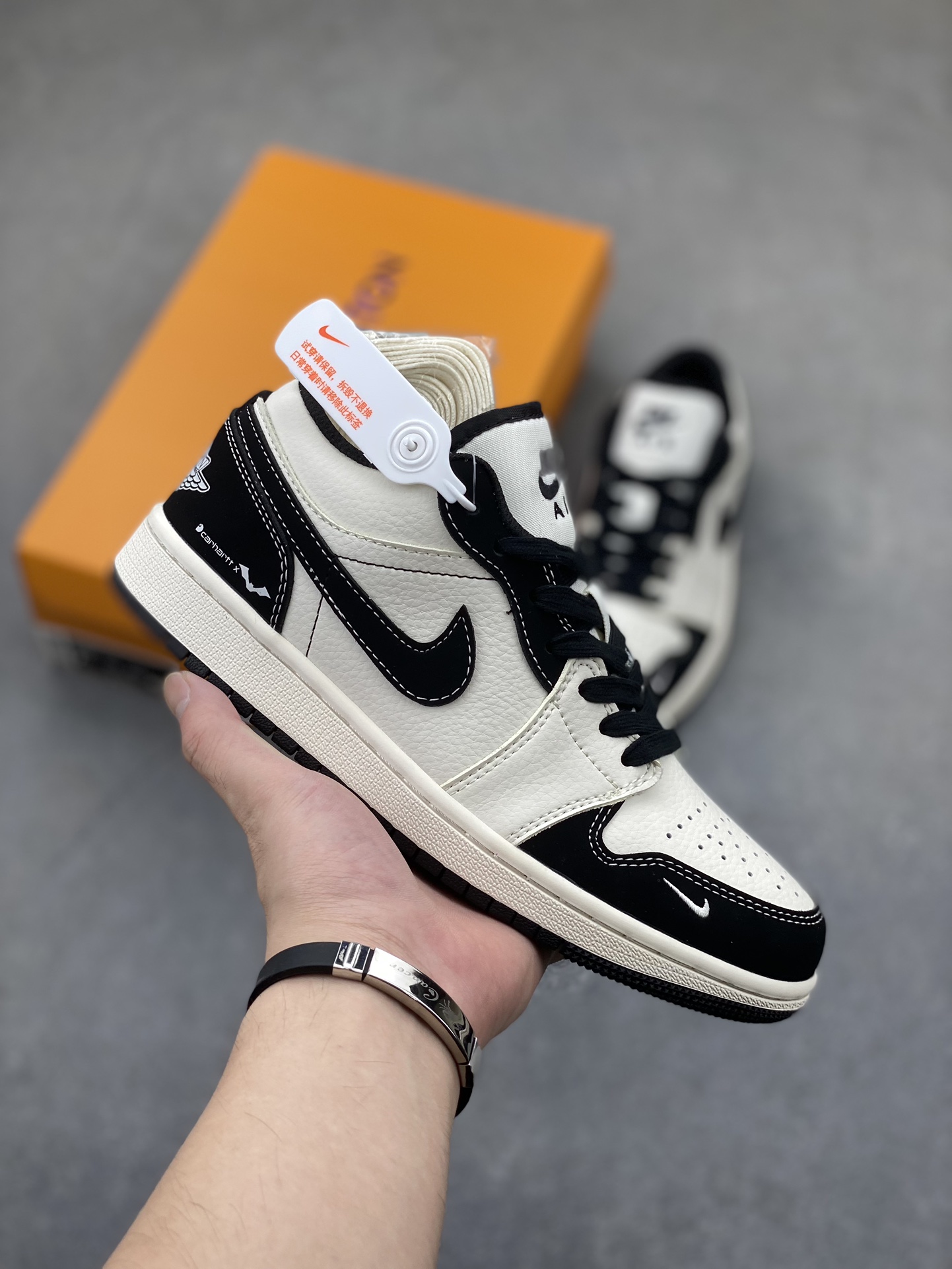 Nike Air Jordan 1 'Batman' Custom Design Basketball Shoes - Limited Edition 2 i1723655798 2049 4