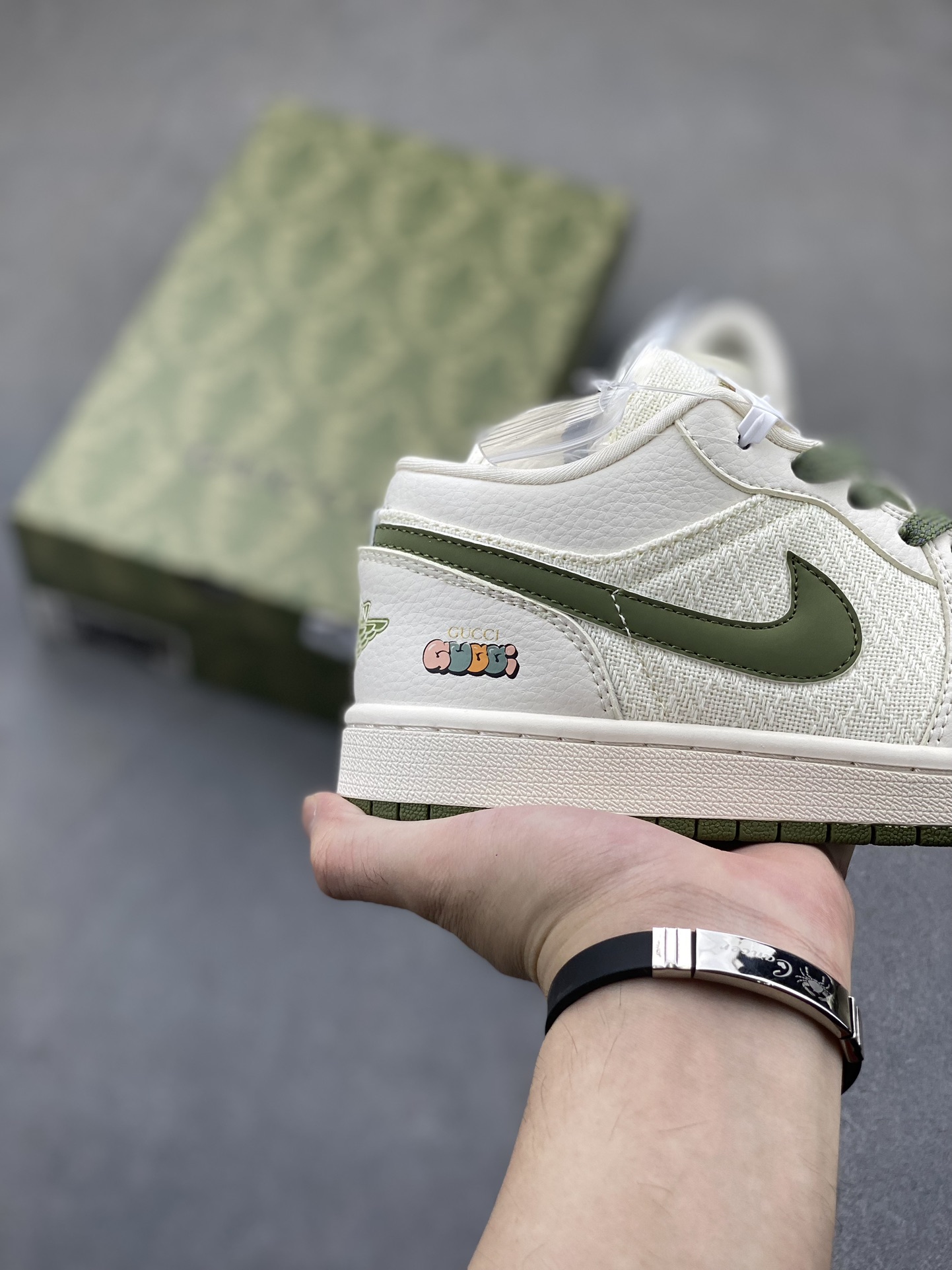 Nike Air Jordan 1 Gucci Collab - Premium Knit, Retro Style, All-Day Comfort 6 i1723927999 9706 5