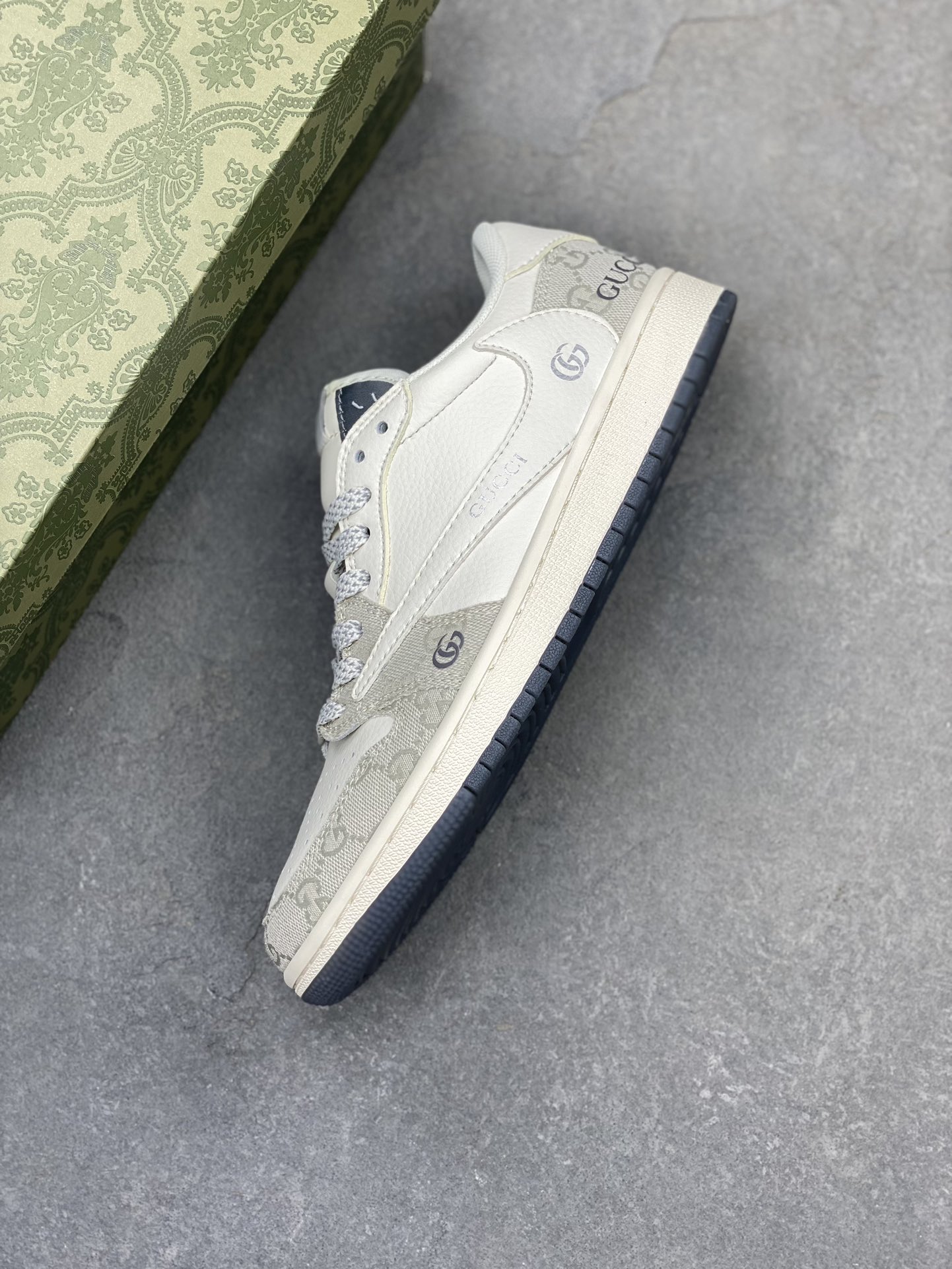 Gucci Air Jordan 1 Low OG SP "Smoke Grey" Limited Edition Sneakers 21 i1724102032 4405 6