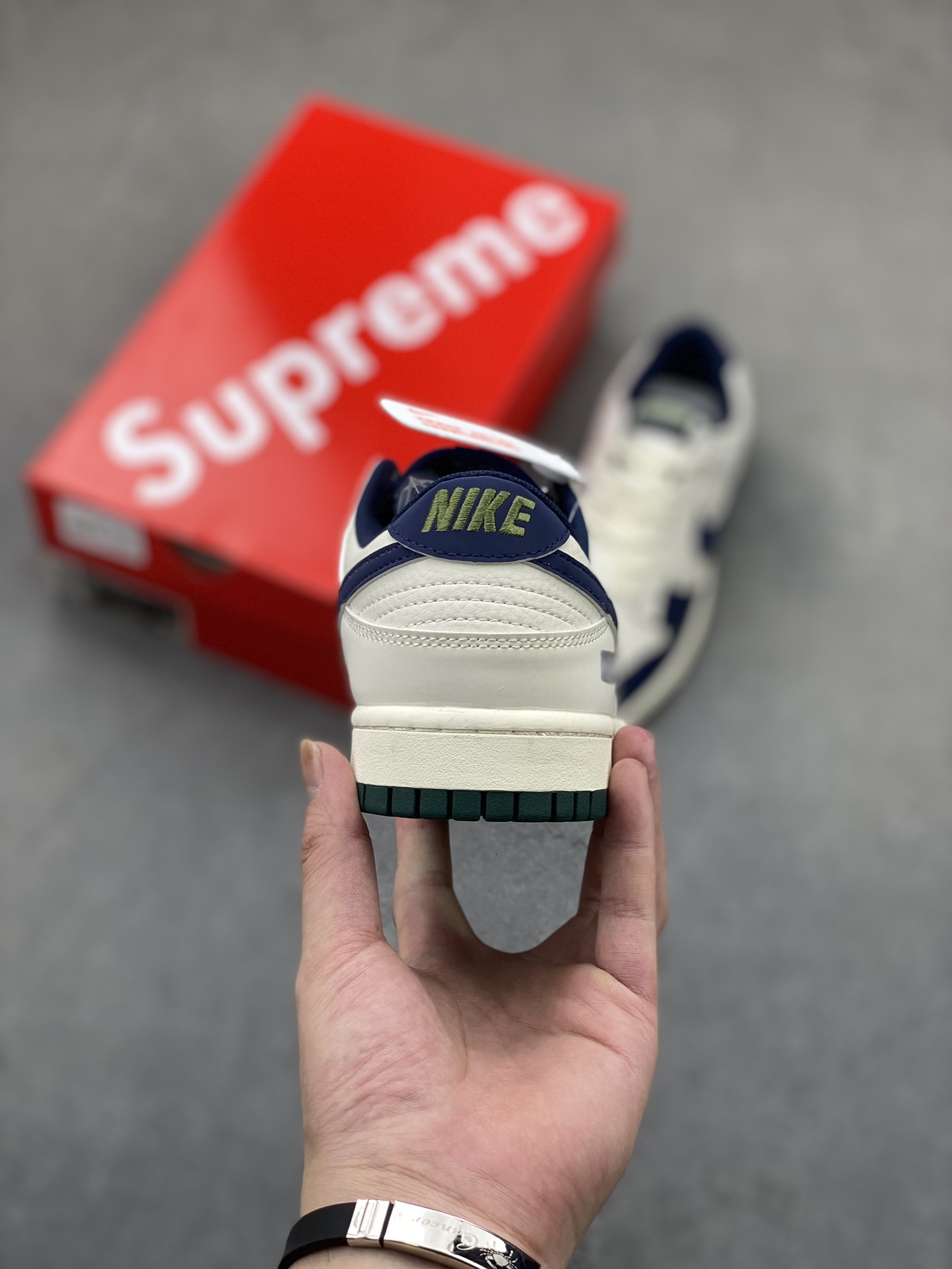 Nike SB Dunk Low Supreme Anniversary Custom Casual Sneakers - Limited Edition 4 i1724181543 3930 2