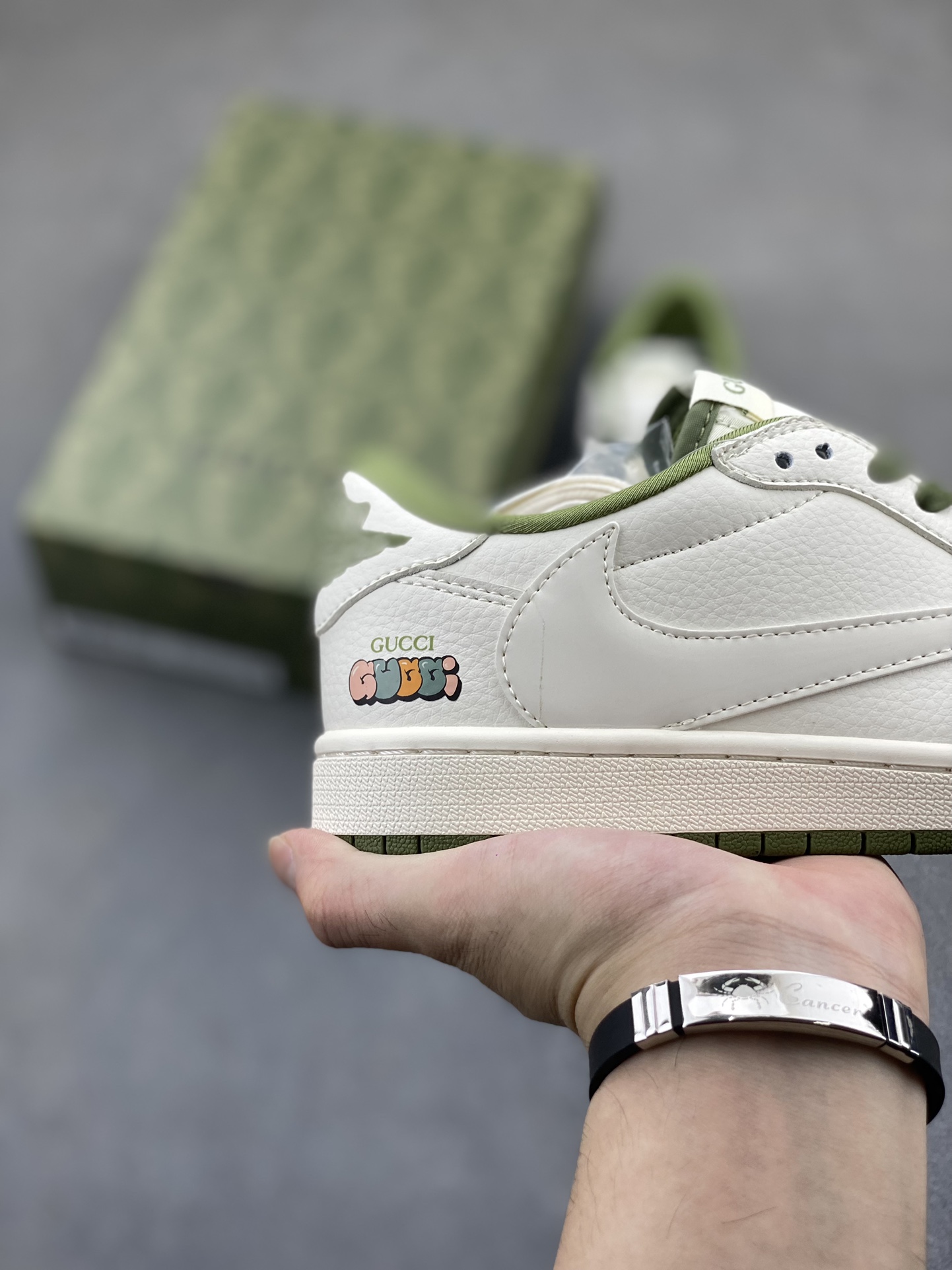 Travis Scott x Fragment Design x Jordan Air Jordan 1 Low OG SP Gucci 5 i1724974598 9209 8