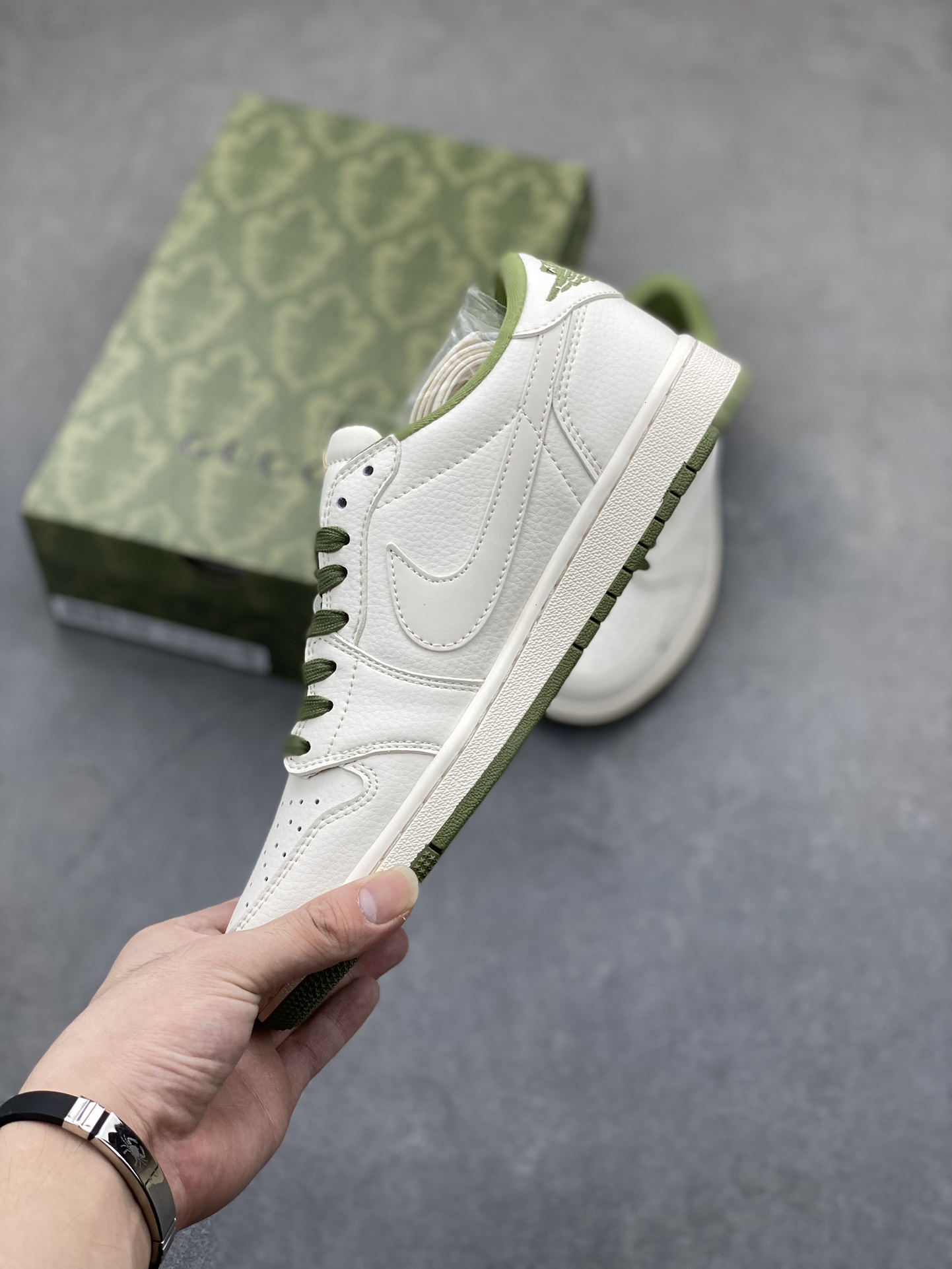 Travis Scott x Fragment Design x Jordan Air Jordan 1 Low OG SP Gucci 3 i1724974598 922 7