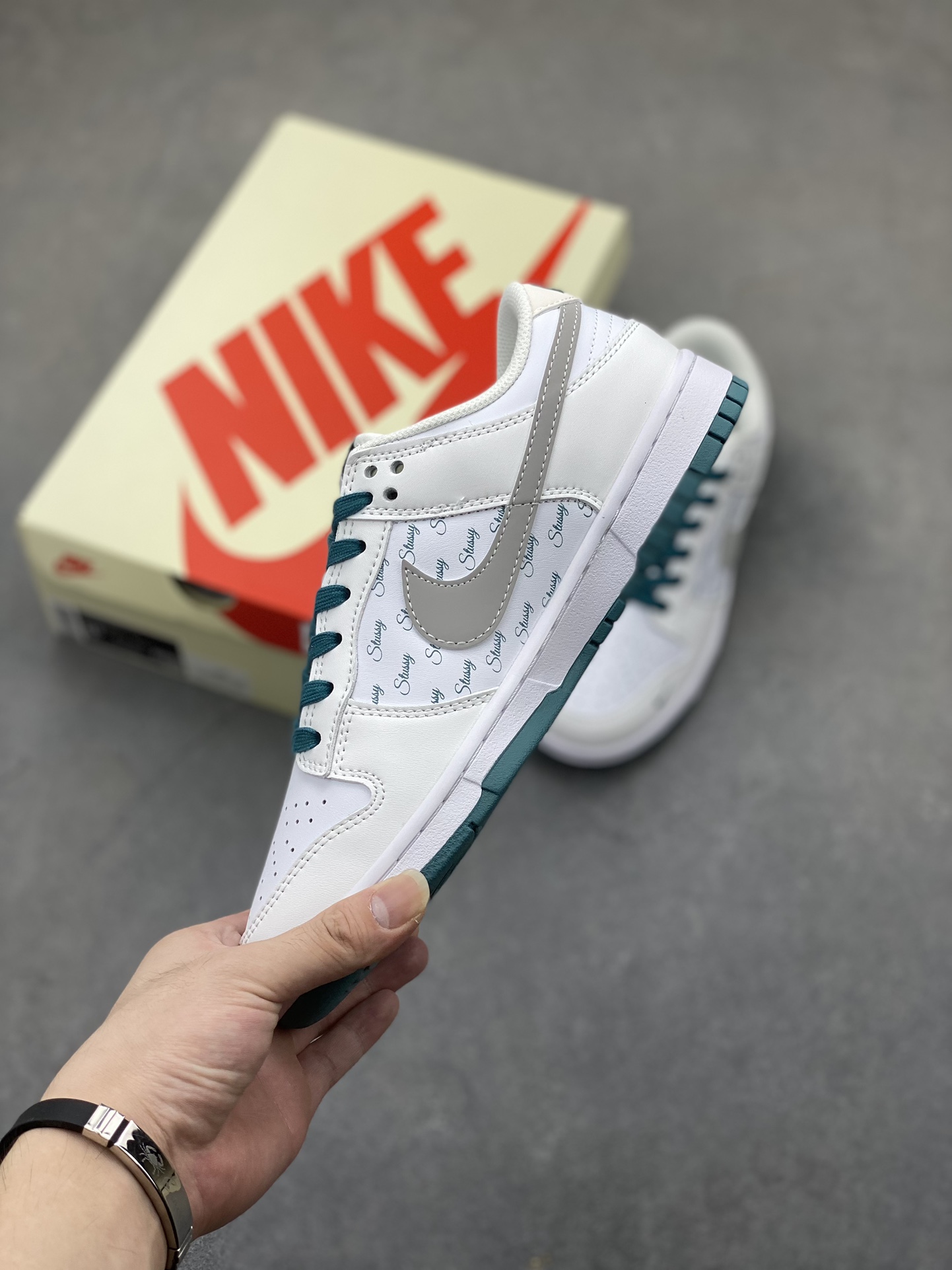 Nike SB Dunk Low Stussy White Grey Green Casual Sneakers XX2025-808 4 i1724974677 8600 8