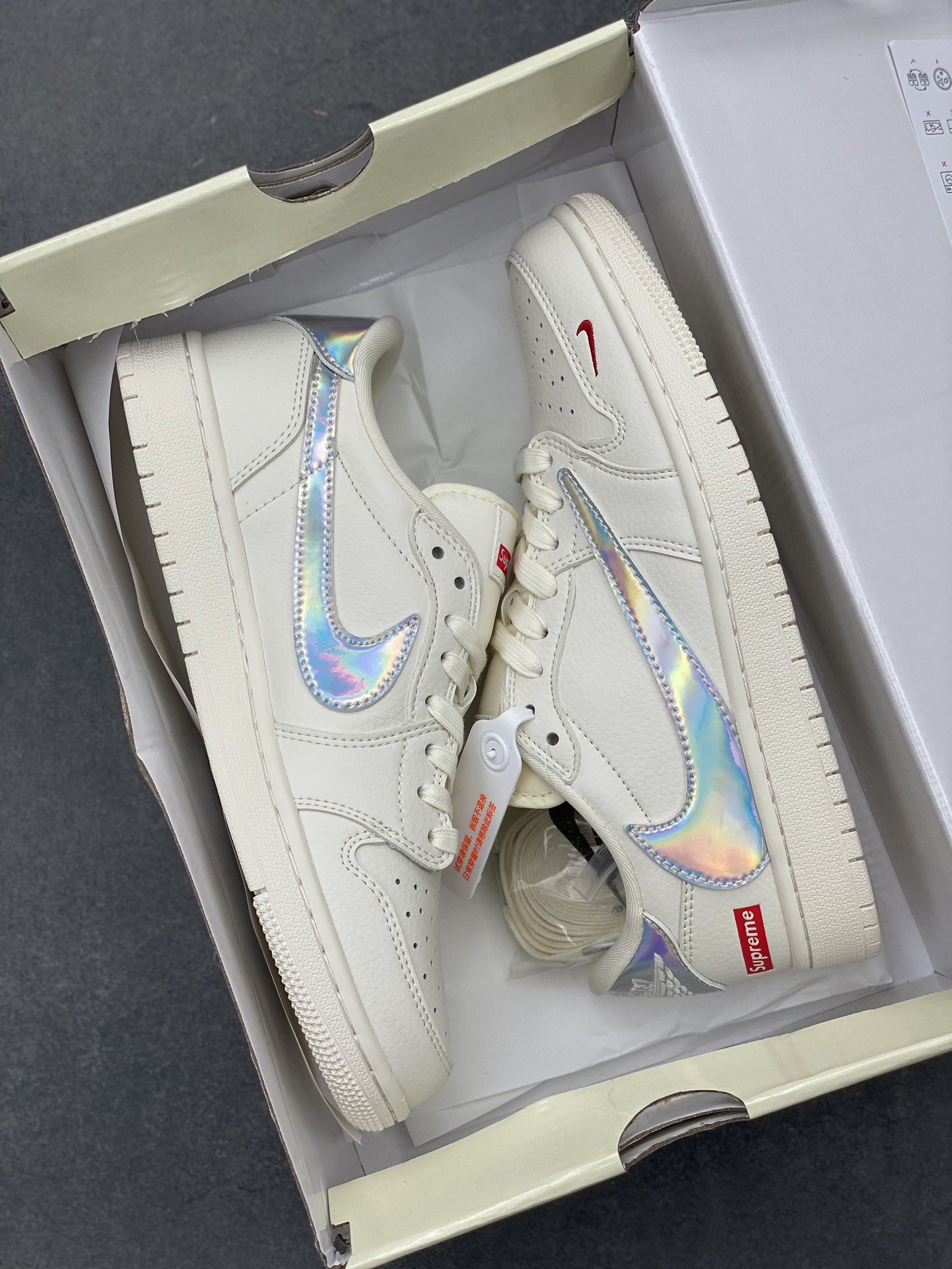 Travis Scott x Fragment Design x Jordan Air Jordan 1 Low OG SP Collab 9 i1725561206 4593 1
