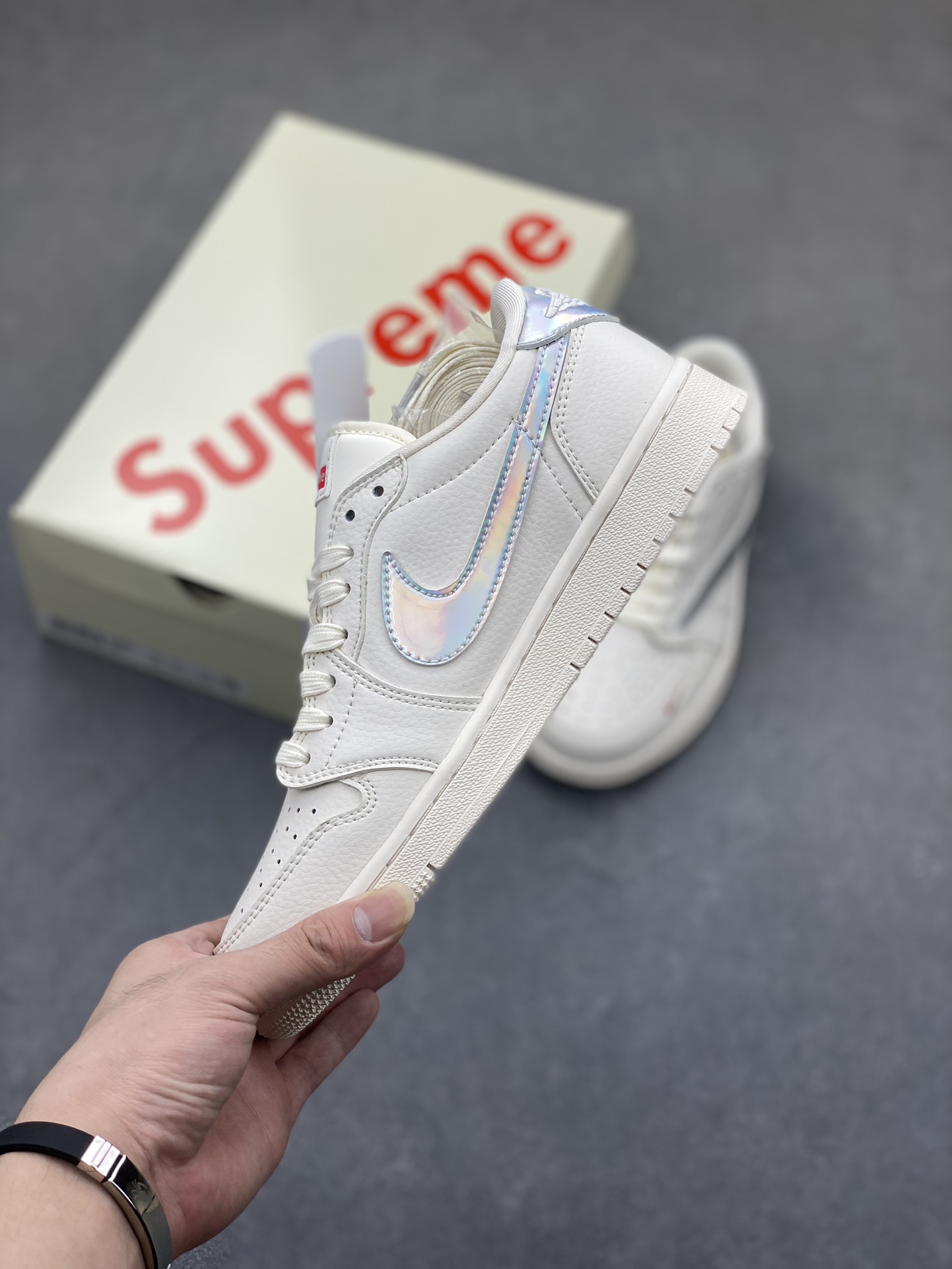 Travis Scott x Fragment Design x Jordan Air Jordan 1 Low OG SP Collab 3 i1725561206 8757 2