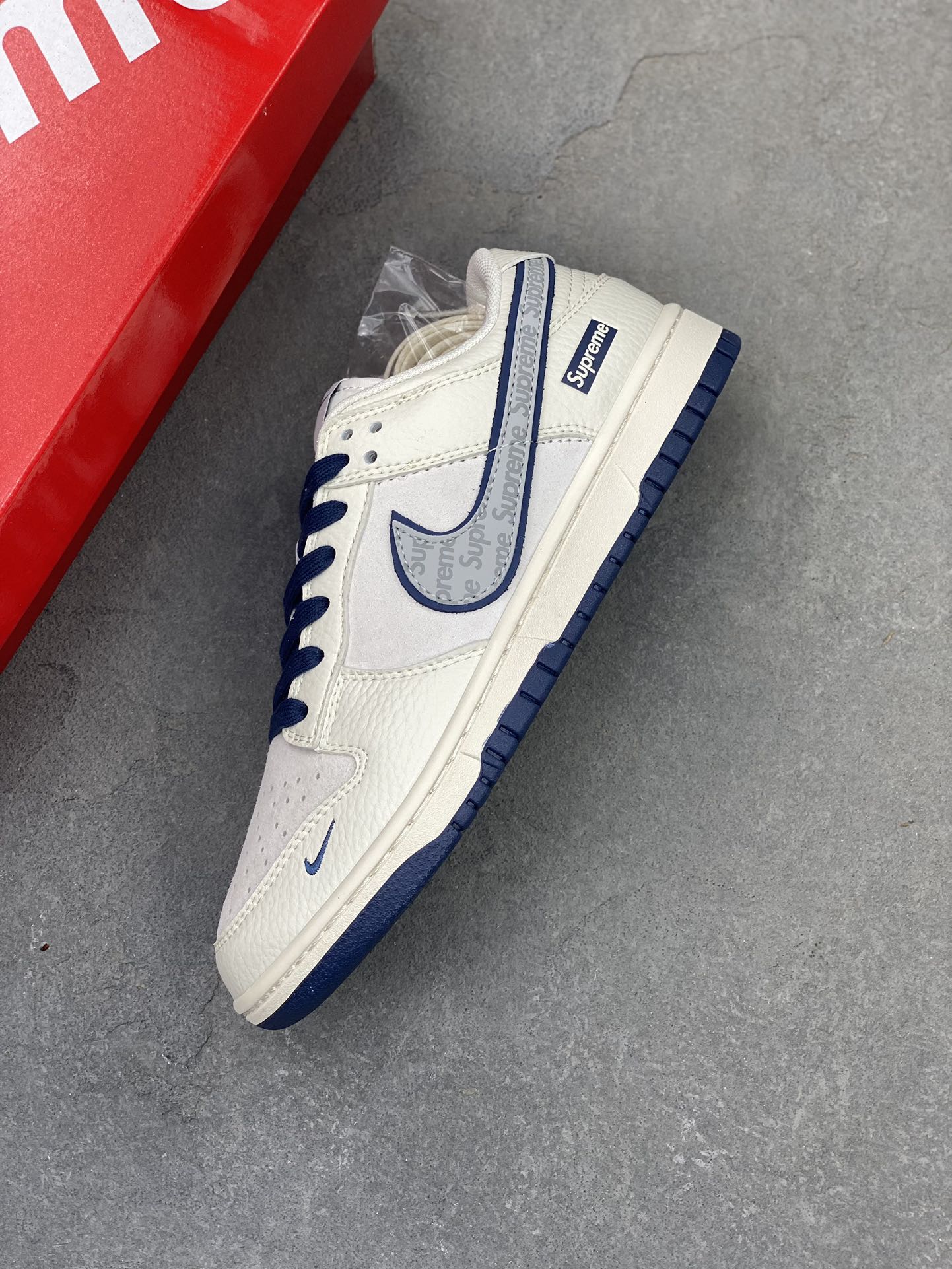 Nike SB Dunk Low Supreme Collab Sneakers - White/Blue, Anniversary Edition 8 i1725561578 1337 5