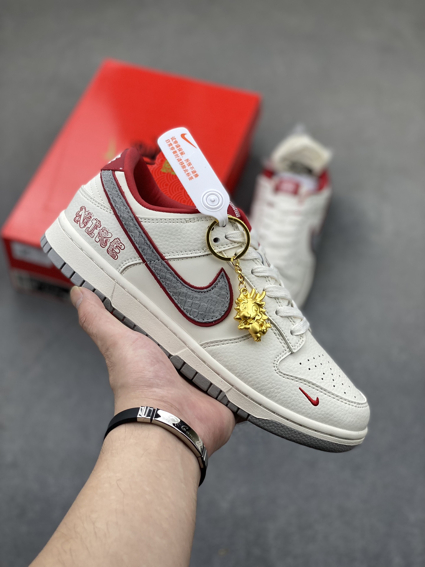 Nike SB Dunk Low "Year of The Dragon" Cream Grey Casual Sneakers 2 i1725653616 6014 7