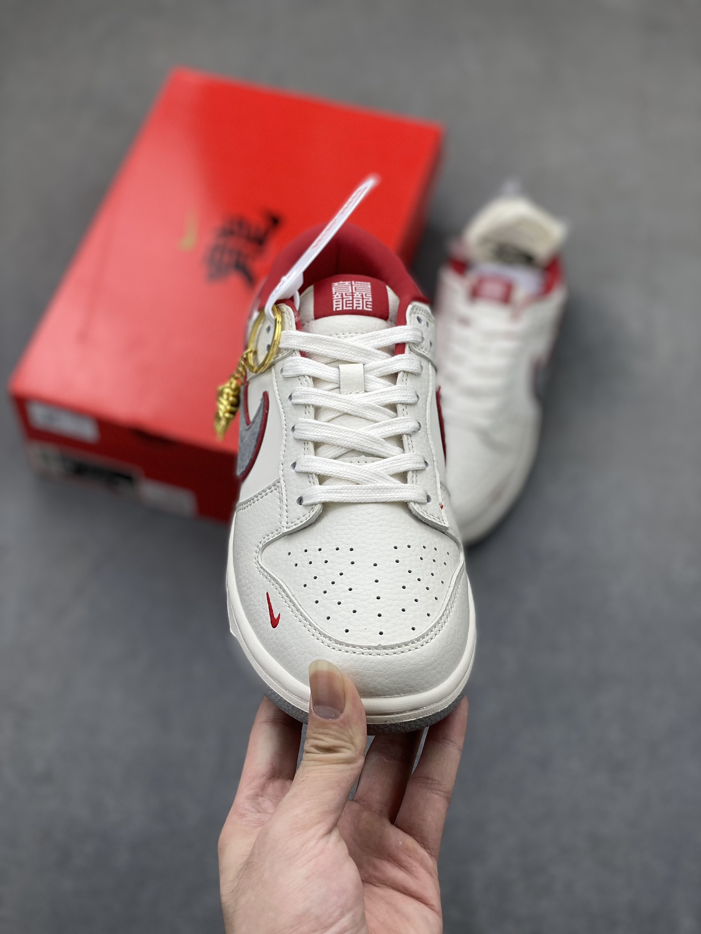 Nike SB Dunk Low "Year of The Dragon" Cream Grey Casual Sneakers 3 i1725653616 9039 1