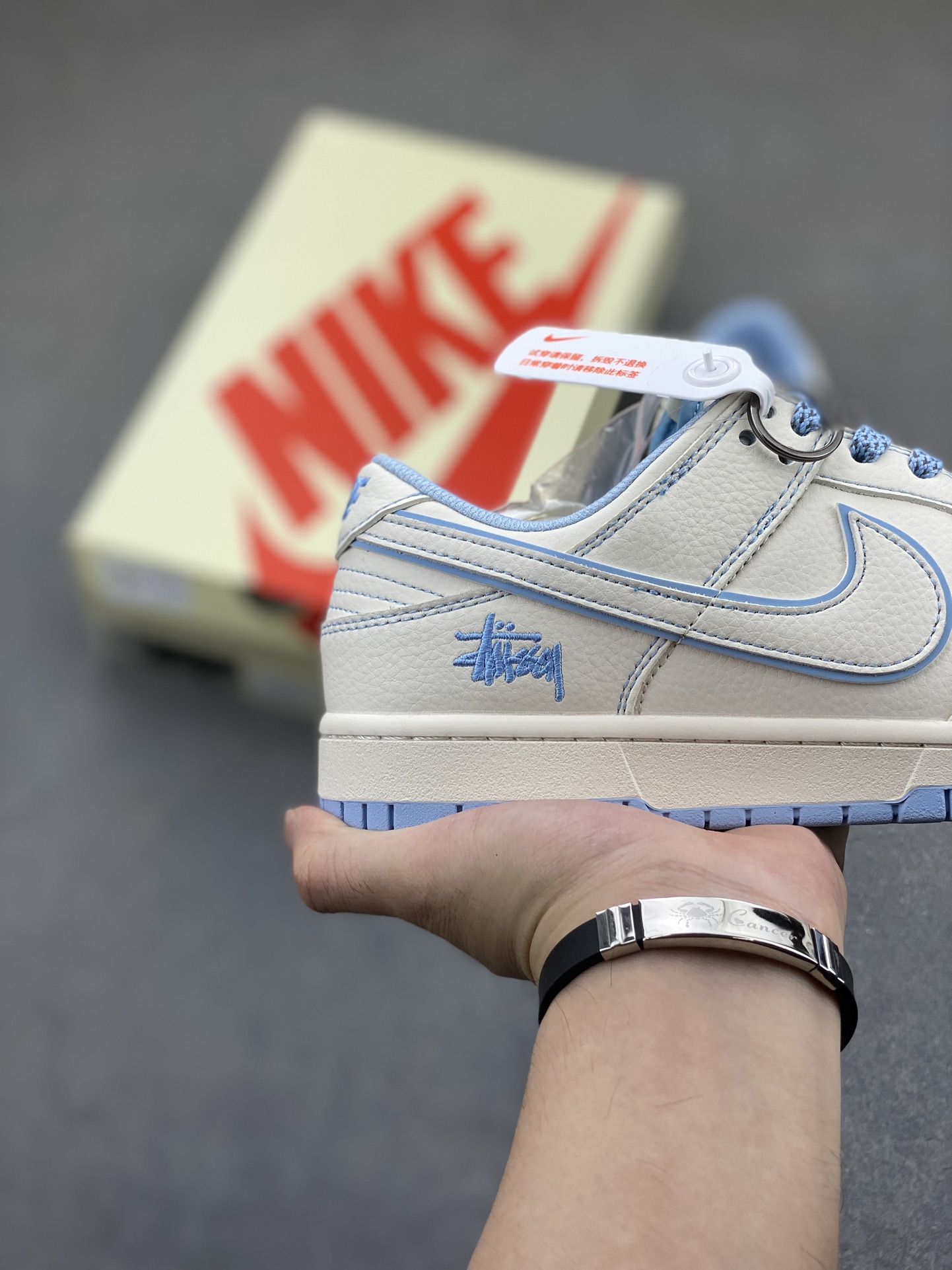 Nike SB Dunk Low Stussy - Blue Trim Double Hook - Anniversary Edition 5 i1725734347 6503 3