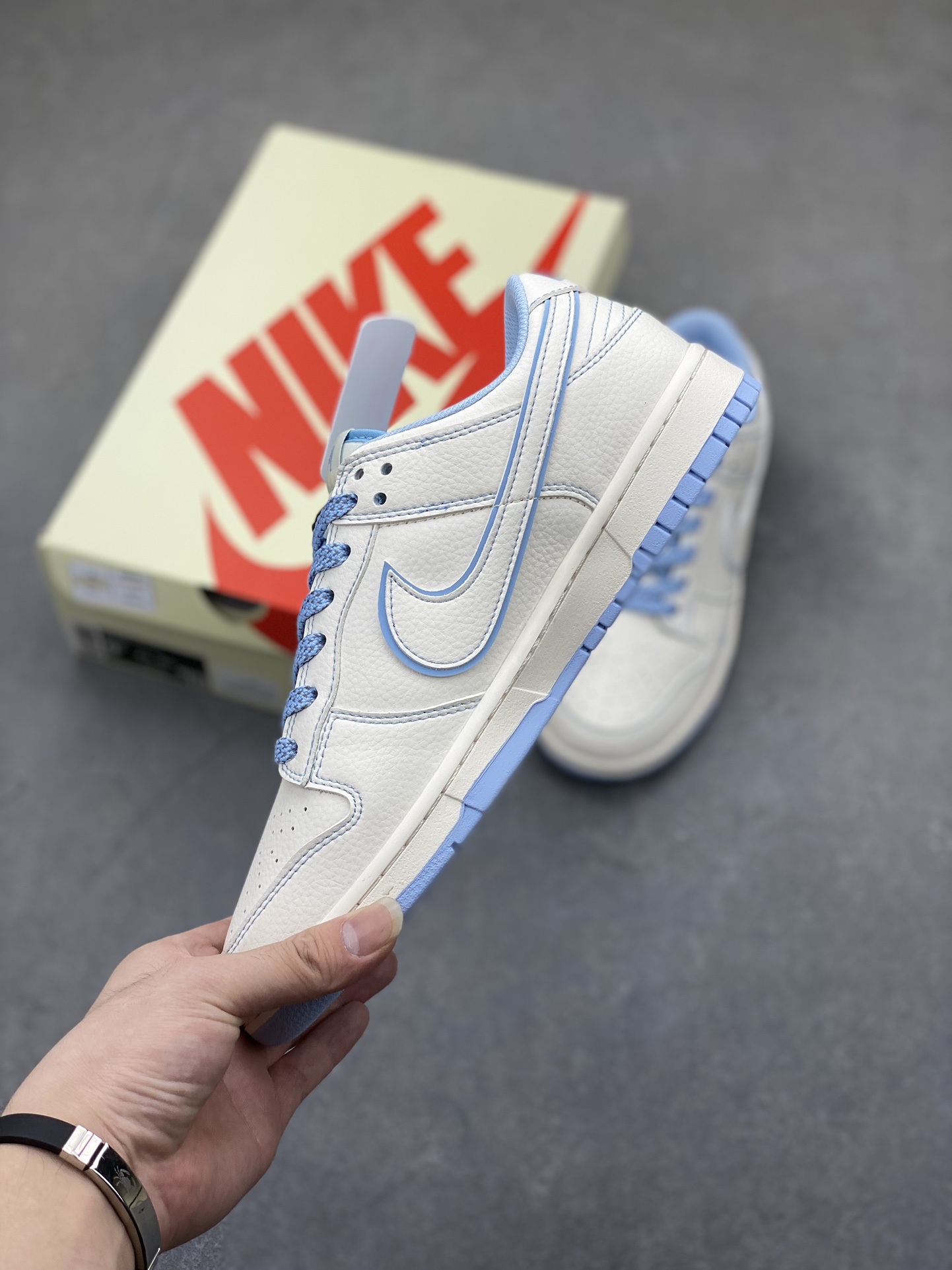 Nike SB Dunk Low Stussy - Blue Trim Double Hook - Anniversary Edition 3 i1725734347 7221 2