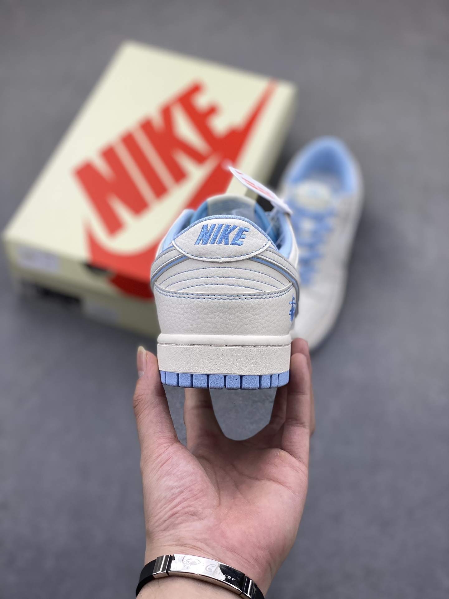 Nike SB Dunk Low Stussy - Blue Trim Double Hook - Anniversary Edition 4 i1725734347 9240 5
