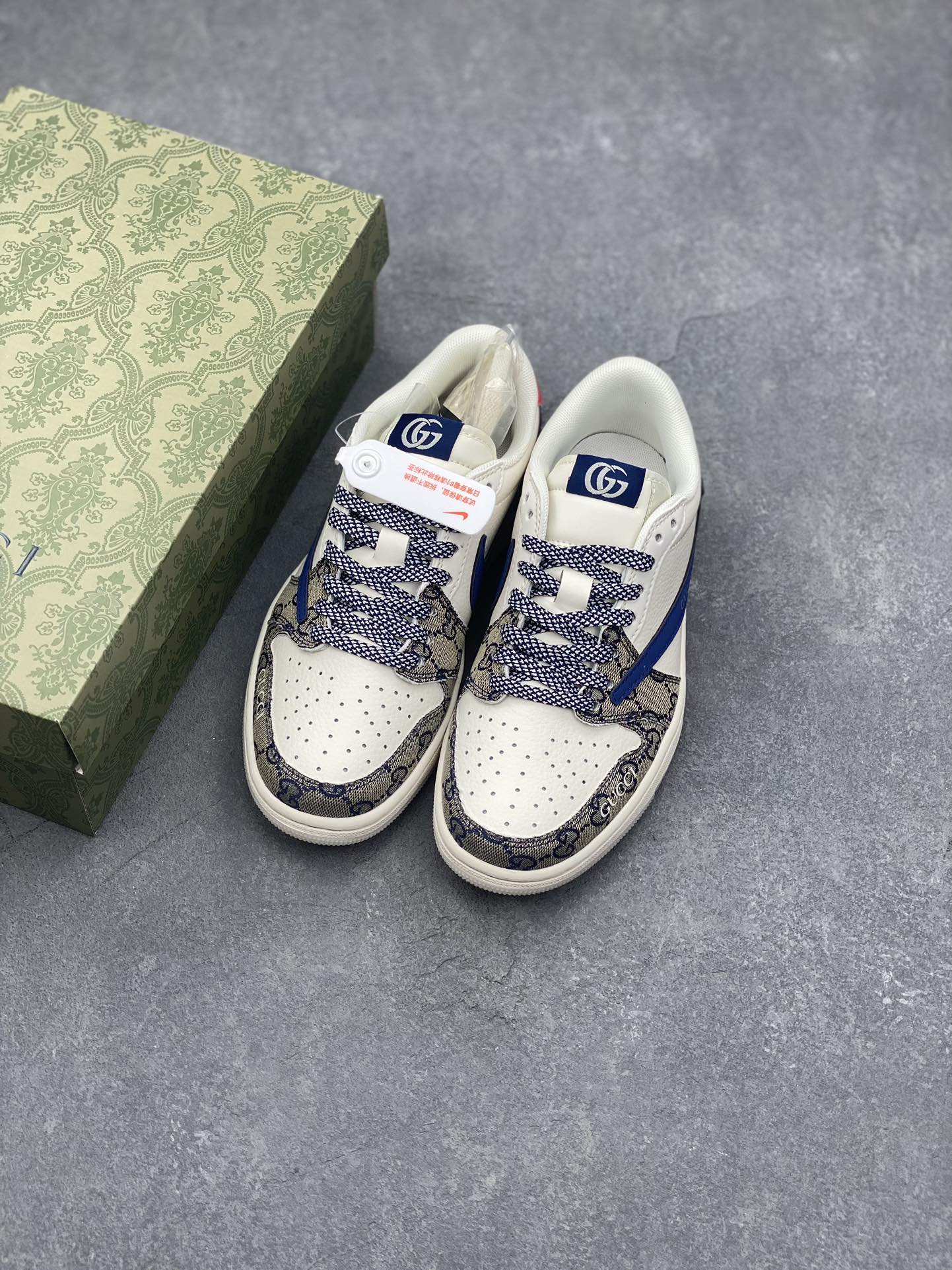 Travis Scott x Nike Air Jordan 1 Low Gucci Custom Sneakers - Limited Edition 9 i1726262947 1896 4