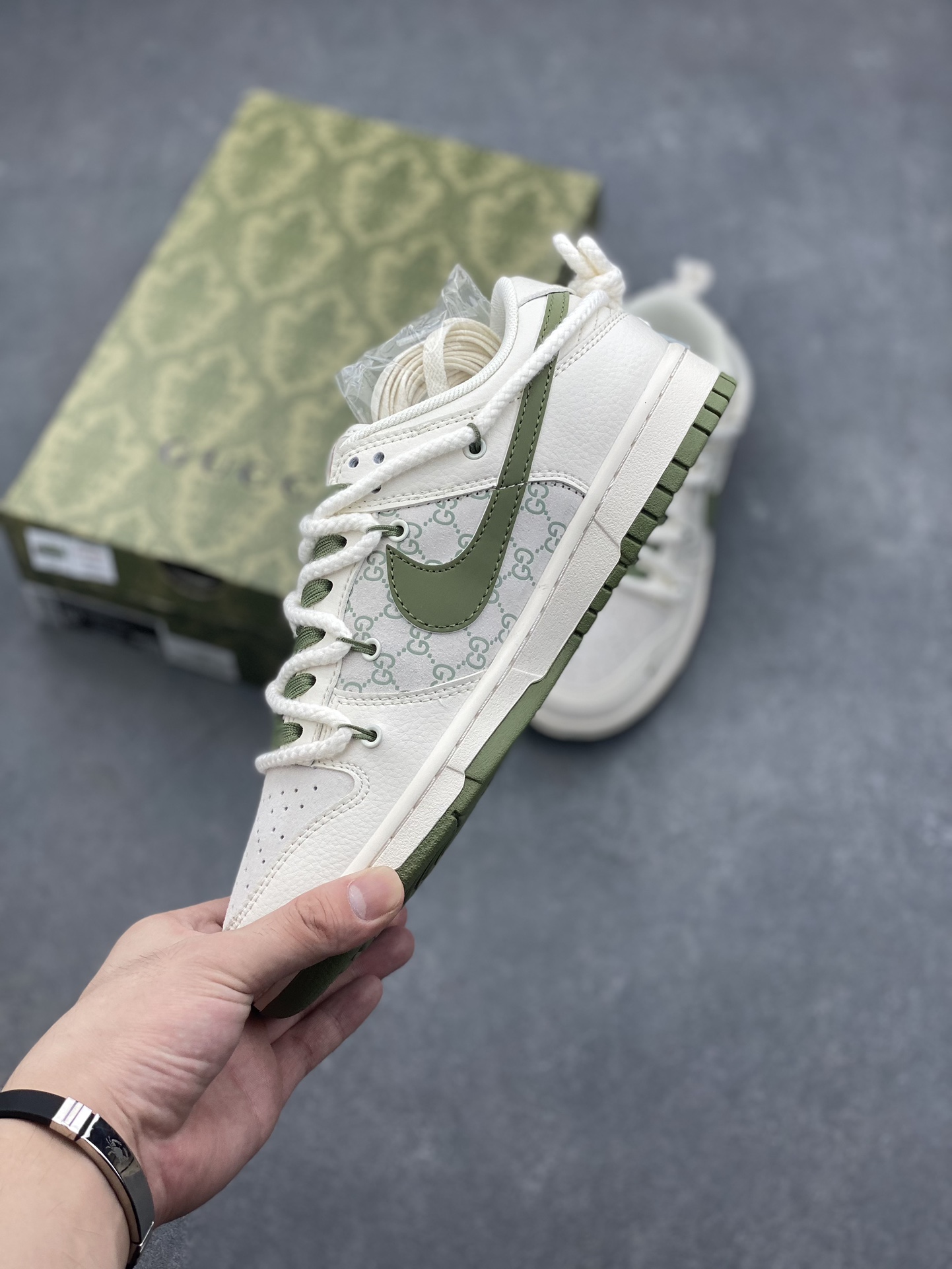 Nike SB Dunk Low Gucci Collaboration Sneakers - Limited Edition Style 4 i1726421818 3306 4