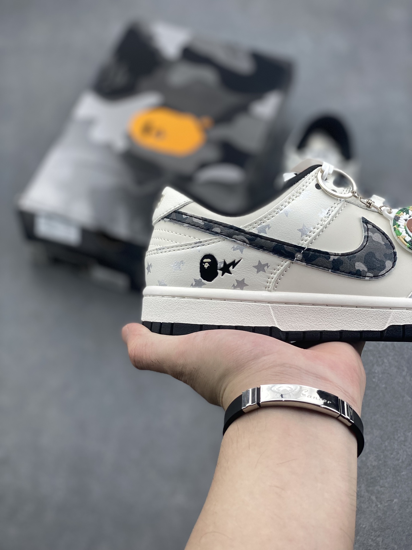 Nike SB Dunk Low BAPE 6 i1726422002 4219 7