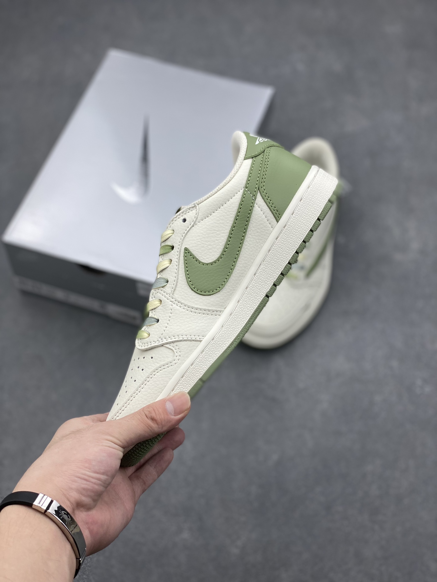 Travis Scott x Fragment Design Air Jordan 1 Low OG SP "Sail Green" 3 i1726938380 4104 0