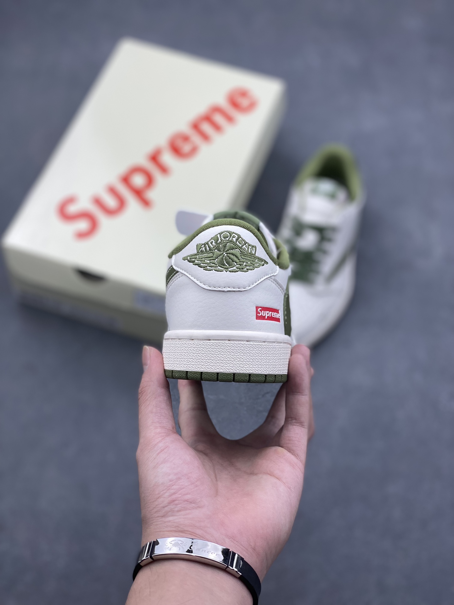 Travis Scott x Fragment Design x Air Jordan 1 Low OG SP - 'Olive' 4 i1727540999 3223 0