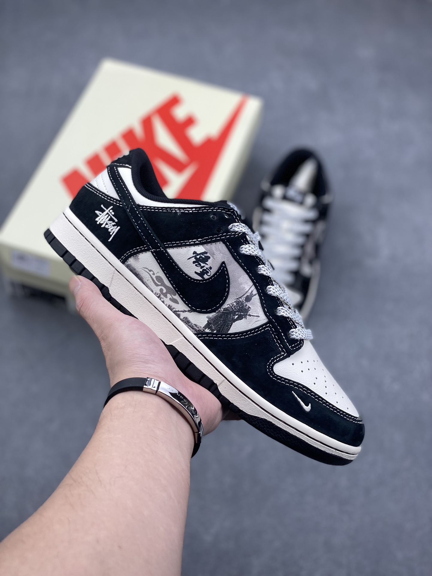 Nike SB Dunk Low x Stussy Black White Sneakers 2 i1728074115 1348 8