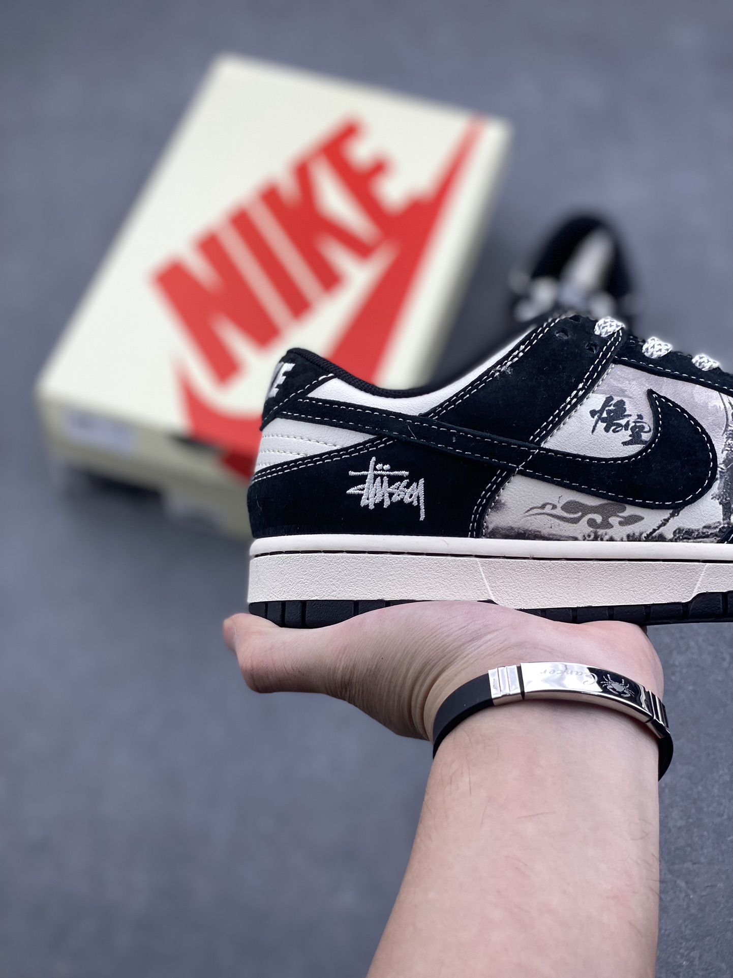 Nike SB Dunk Low x Stussy Black White Sneakers 6 i1728074115 6679 6