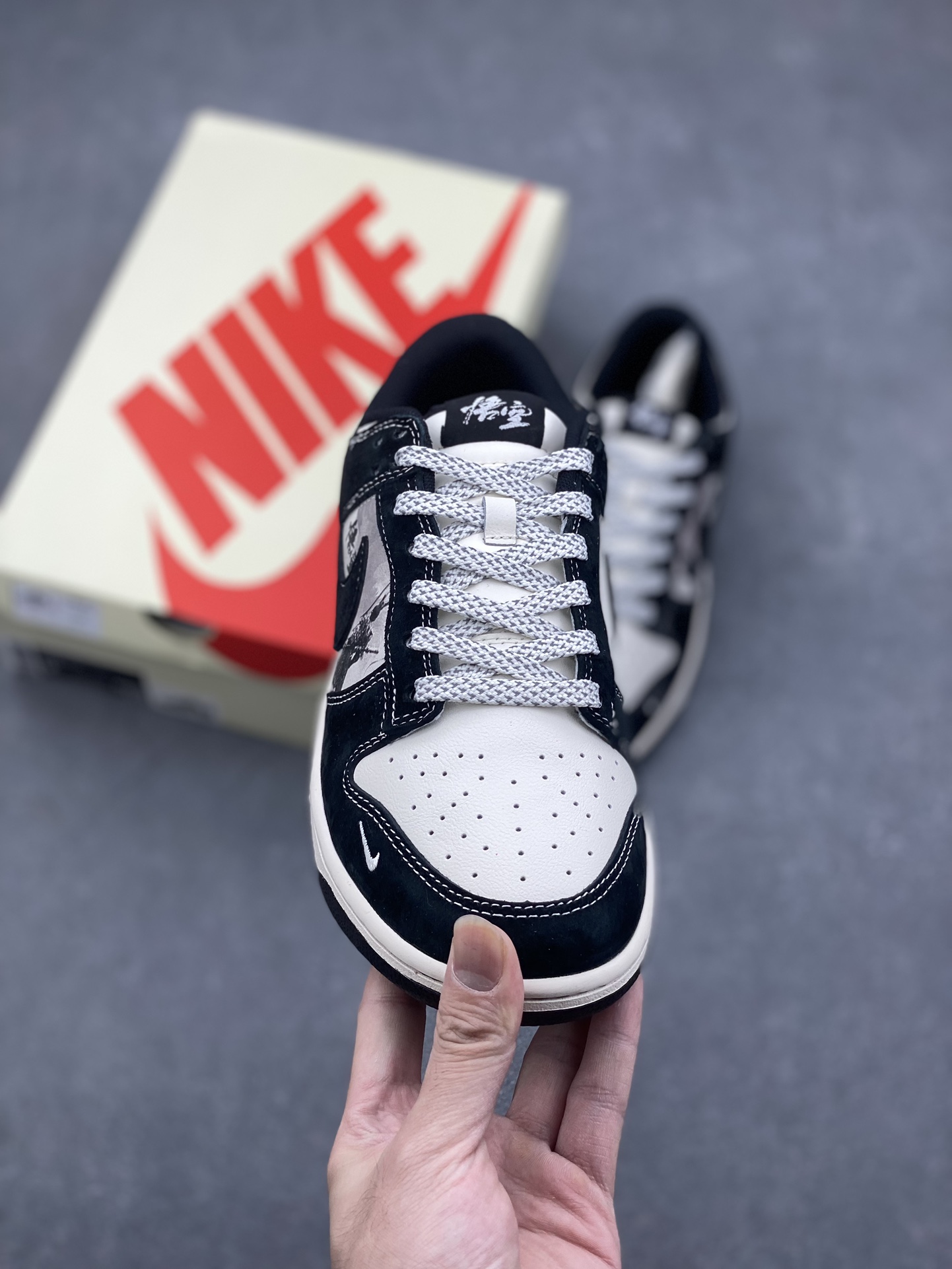 Nike SB Dunk Low x Stussy Black White Sneakers 3 i1728074115 8169 7