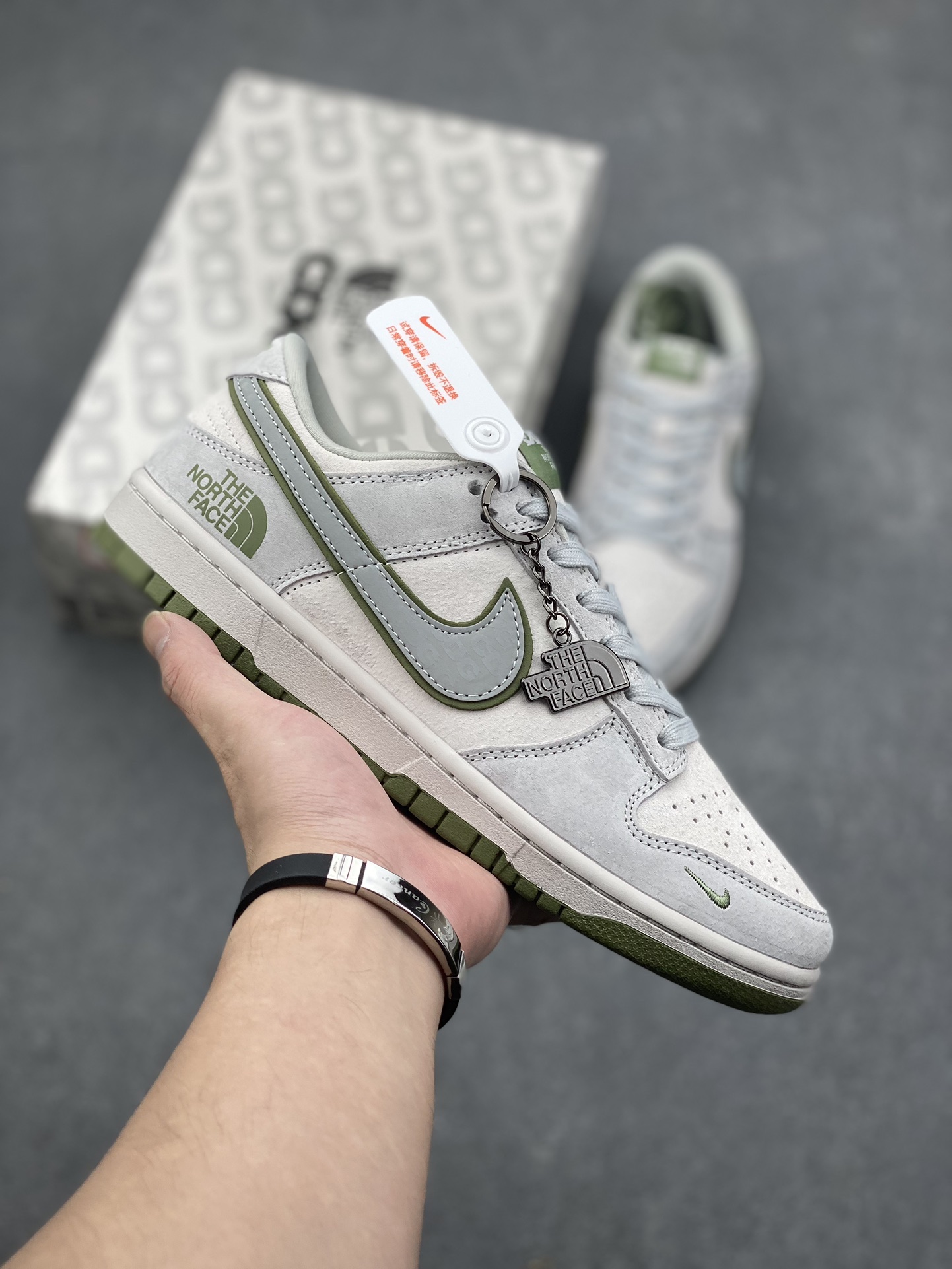 The North Face CDG Play x Nike Dunk Low Green Suede Sneakers 1 i1728424579 4976 8