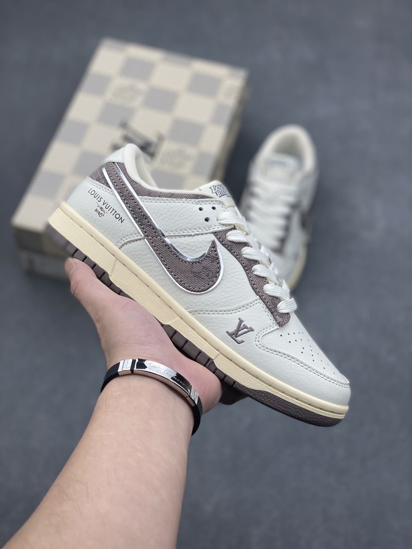Nike SB Dunk Low Louis Vuitton Collab Sneakers - Beige/Brown, Premium Quality 2 i1728507587 4642 3