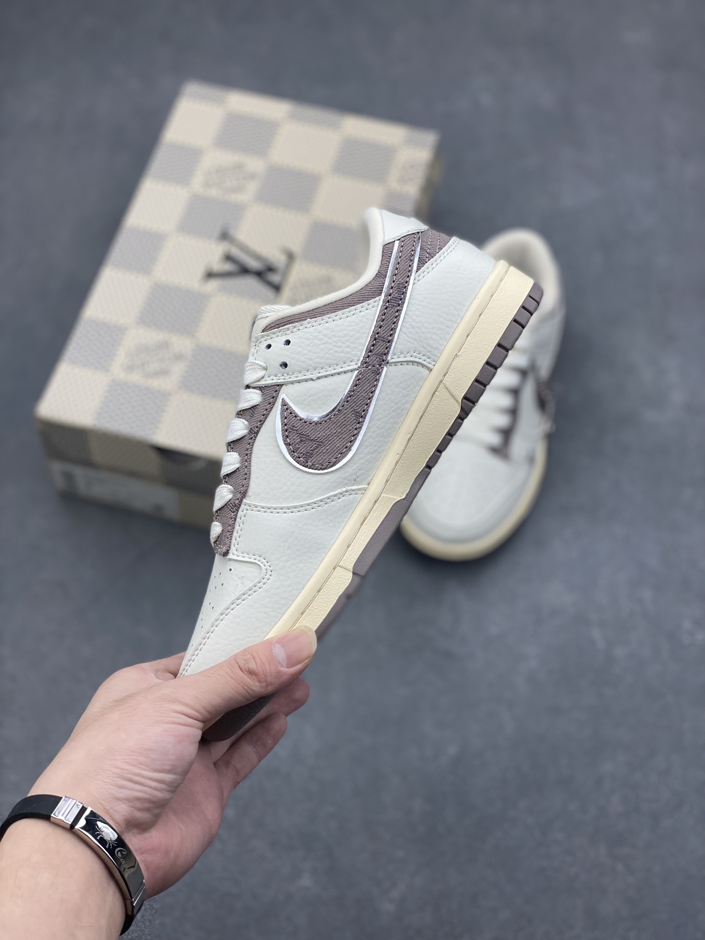 Nike SB Dunk Low Louis Vuitton Collab Sneakers - Beige/Brown, Premium Quality 4 i1728507587 562 8