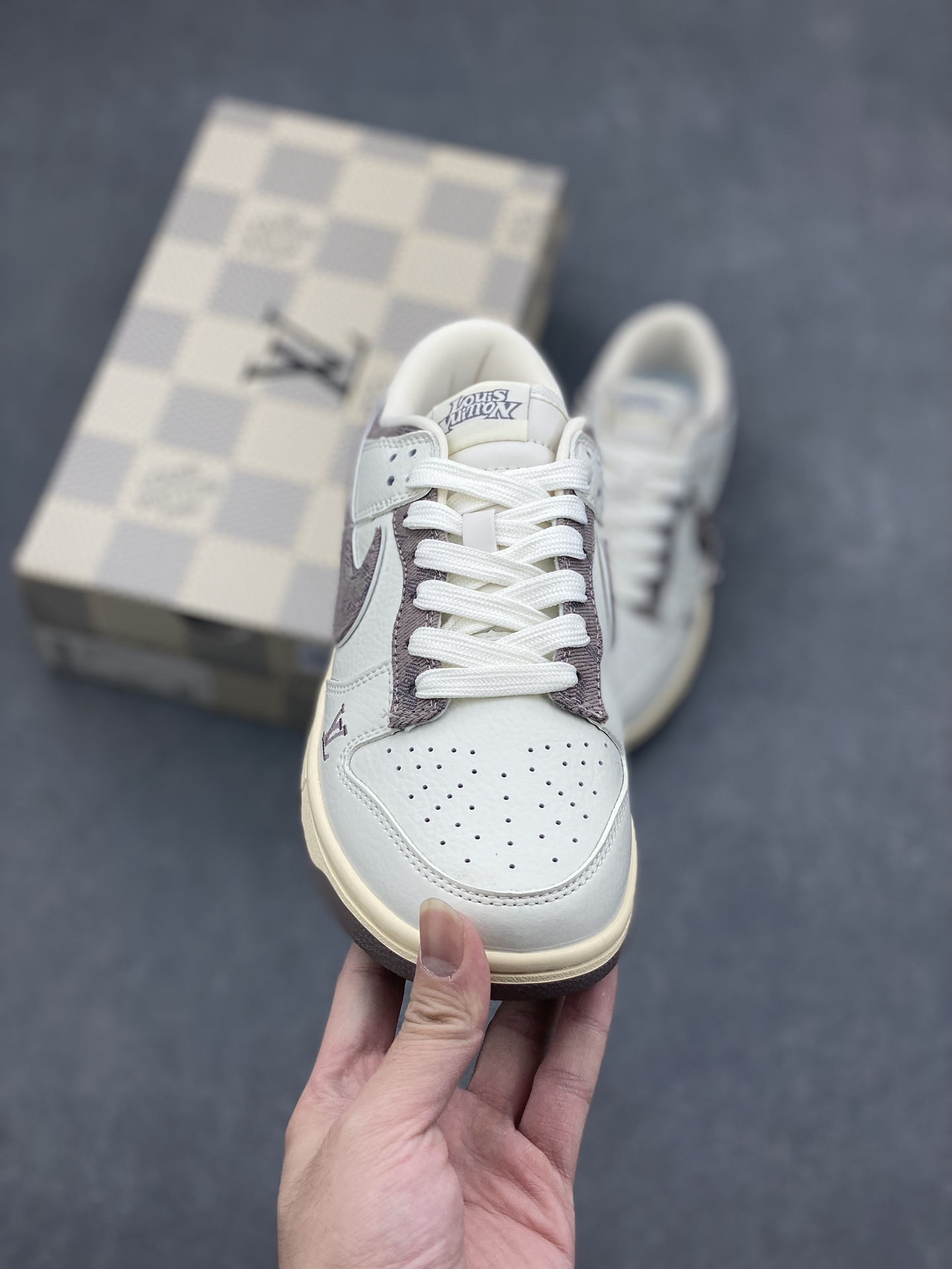 Nike SB Dunk Low Louis Vuitton Collab Sneakers - Beige/Brown, Premium Quality 3 i1728507587 589 2
