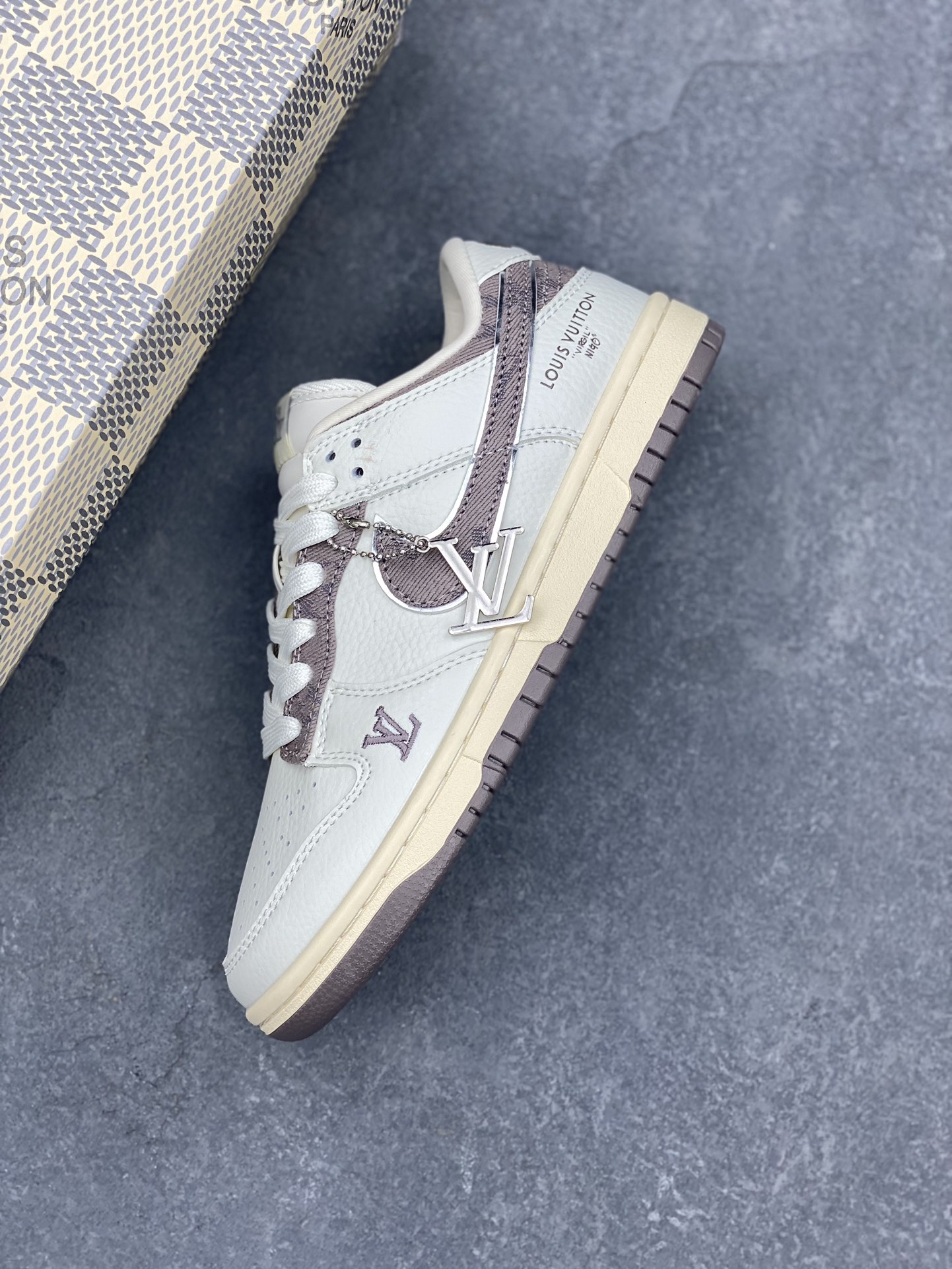 Nike SB Dunk Low Louis Vuitton Collab Sneakers - Beige/Brown, Premium Quality 8 i1728507587 6525 5