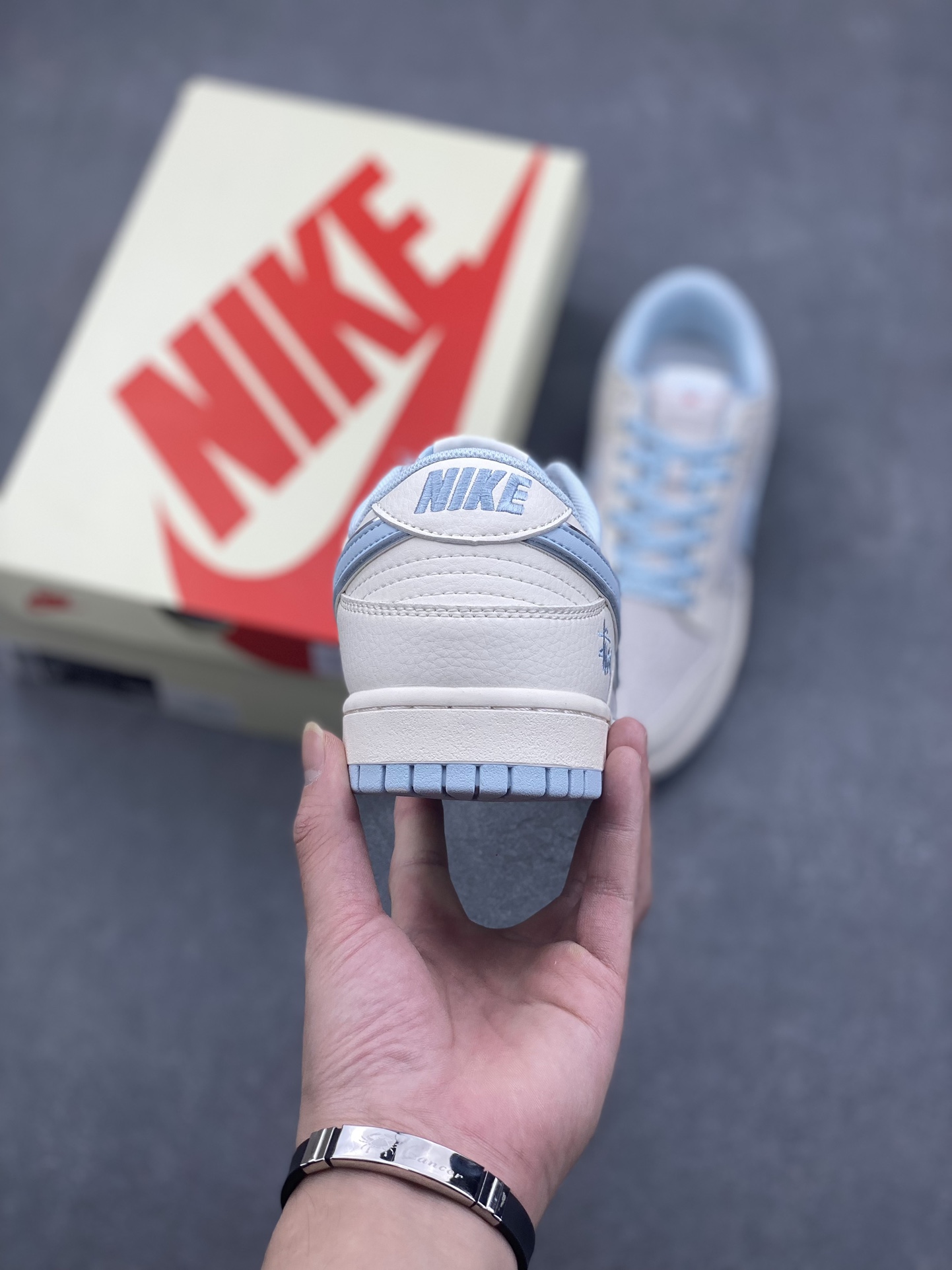 Nike SB Dunk Low Stussy - Double Swoosh Ice Crystal Blue Sneakers 5 i1728847452 3565 7