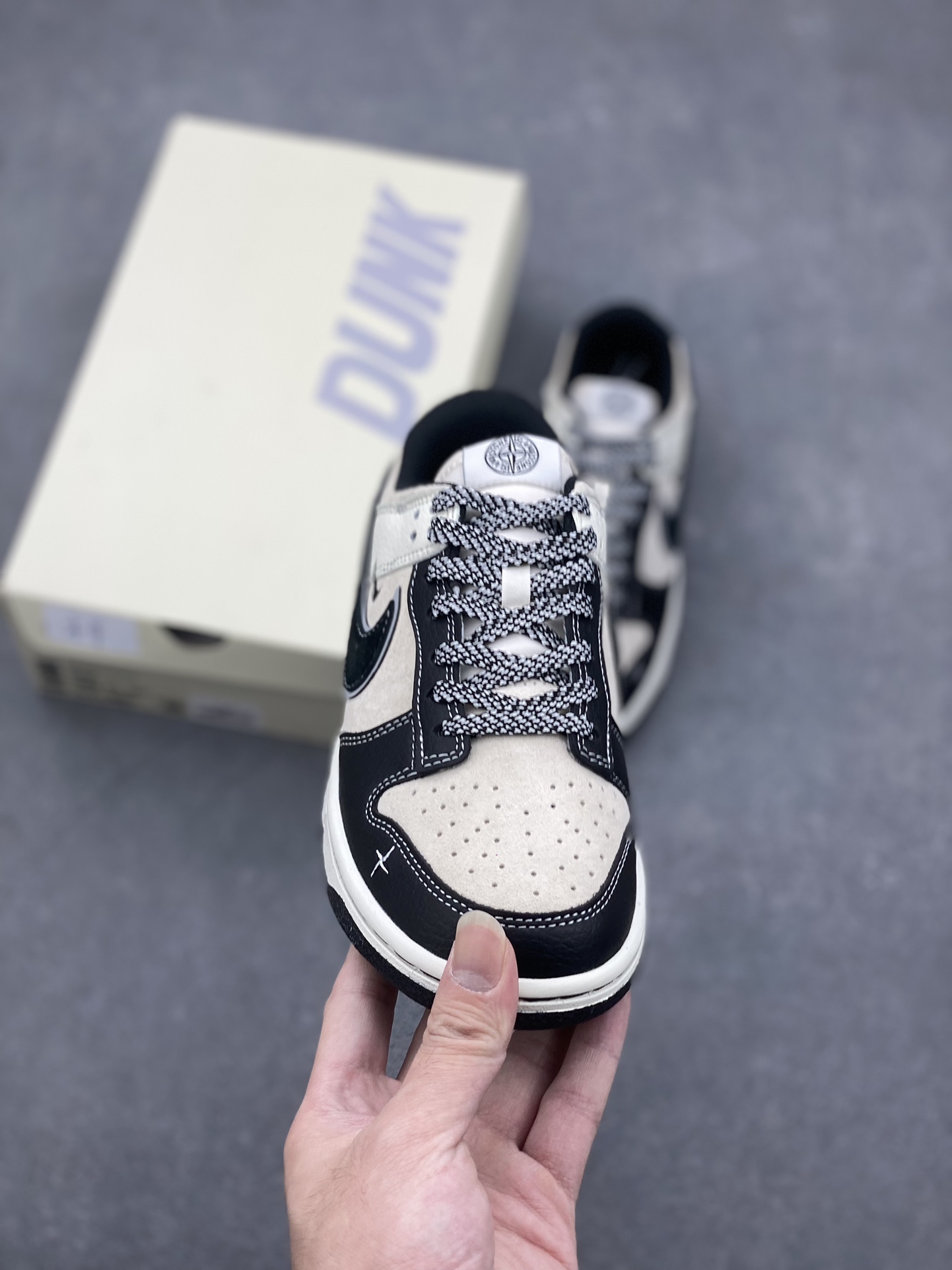 Nike SB Dunk Low Stone Island Custom Casual Sneakers - Limited Edition 3 i1729106269 1792 5