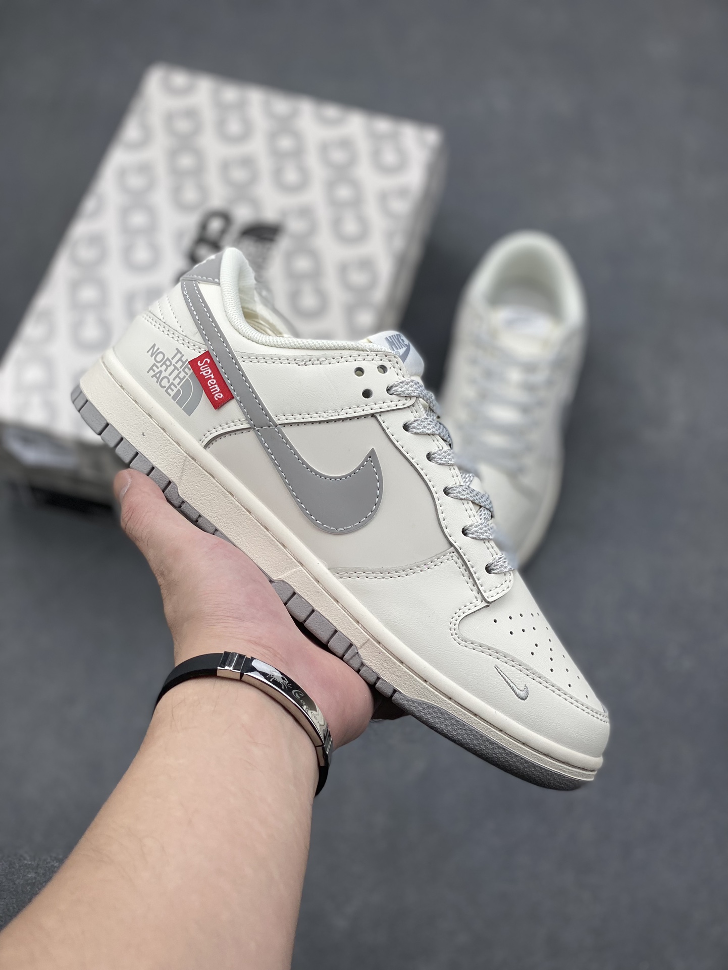 Nike SB Dunk Low Supreme The North Face - Grey Reflective Casual Shoes 2 i1729355520 968 0