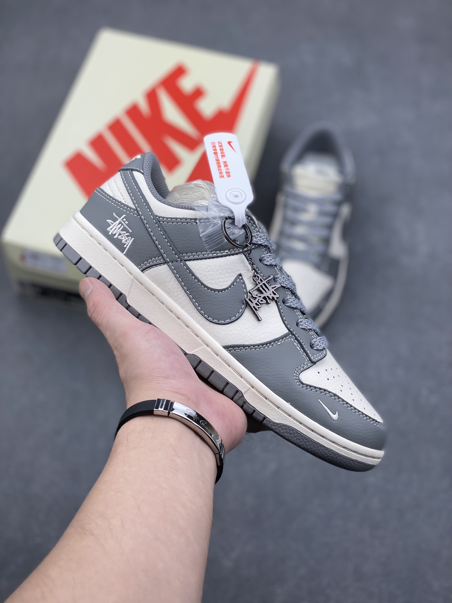 Nike SB Dunk Low Stussy 2 i1729355899 6547 0