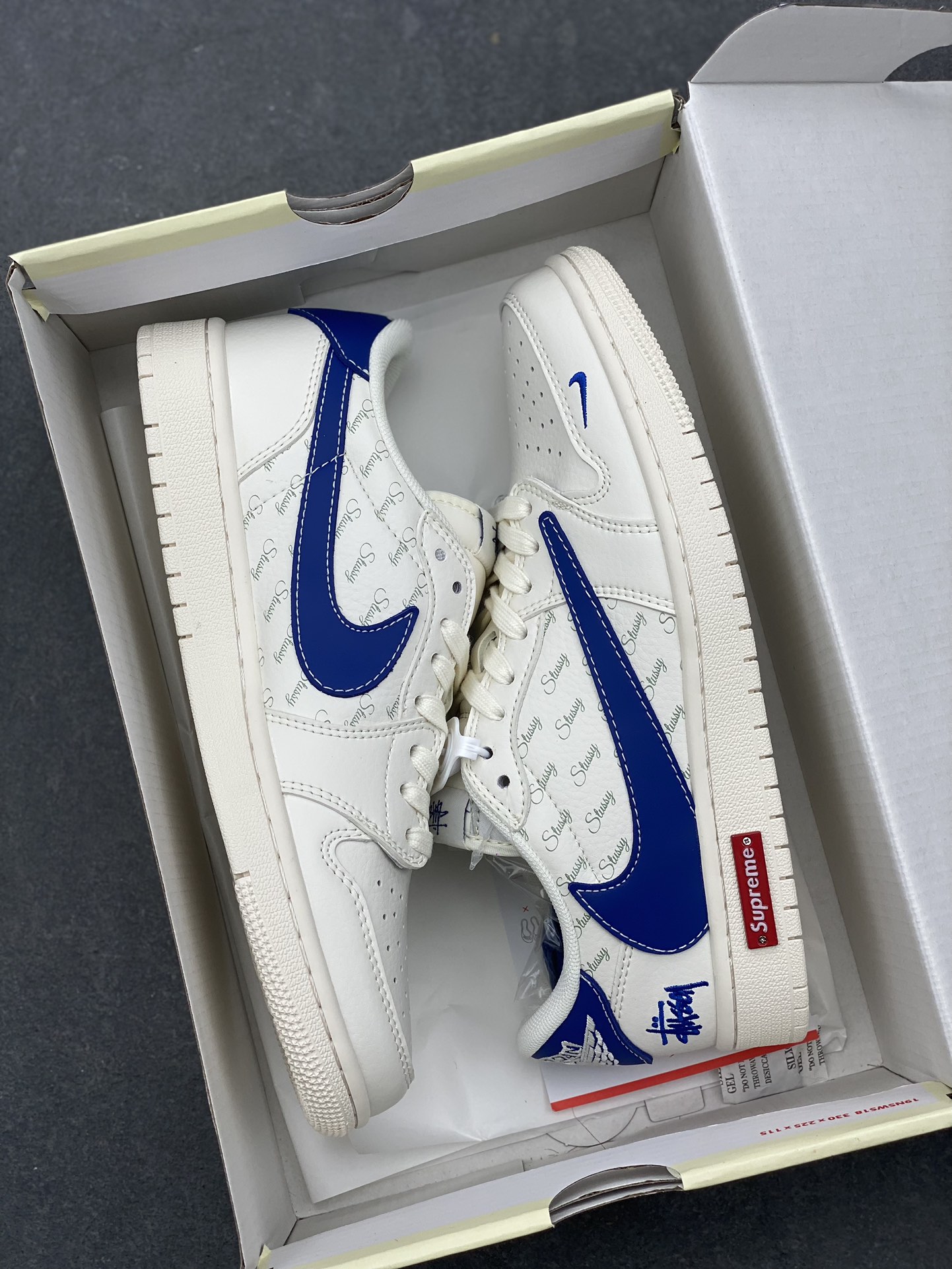 Travis Scott x Fragment Design x Jordan Air Jordan 1 Low OG SP Shoe 10 i1729455453 3592 2