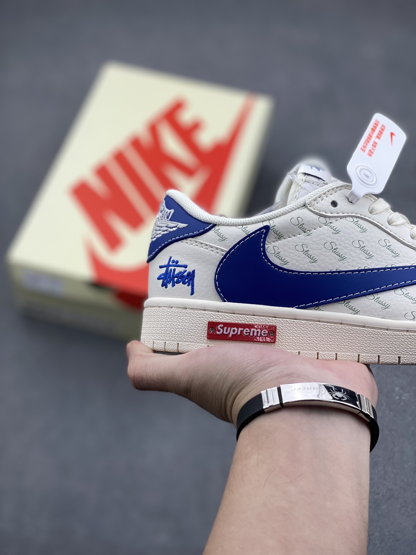 Travis Scott x Fragment Design x Jordan Air Jordan 1 Low OG SP Shoe 6 i1729455453 4566 0