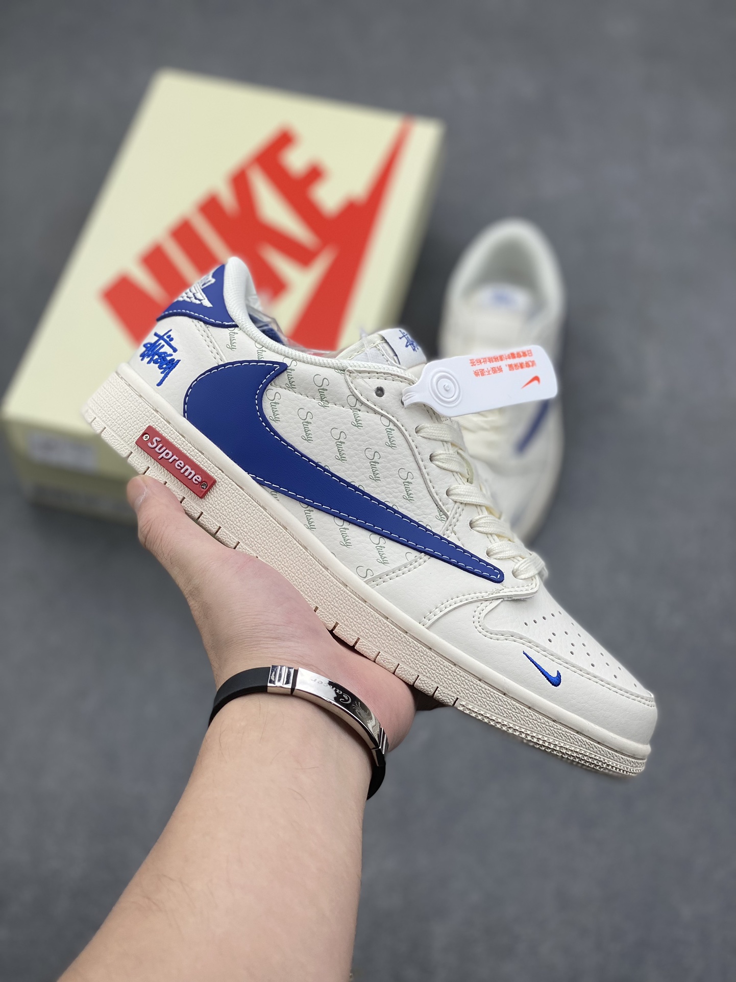 Travis Scott x Fragment Design x Jordan Air Jordan 1 Low OG SP Shoe 2 i1729455453 7175 8