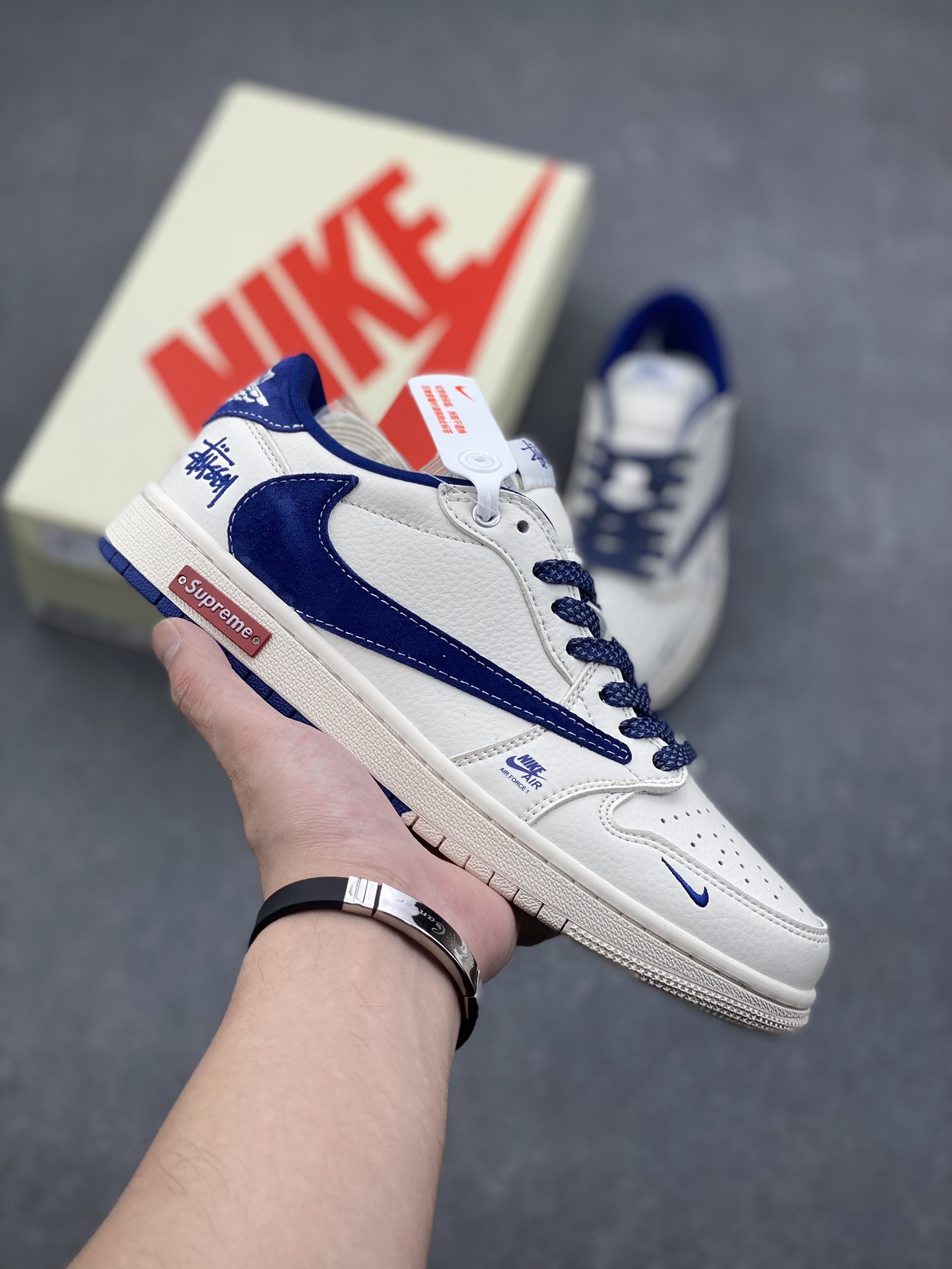 Travis Scott x Fragment Design x Jordan Air Jordan 1 Low OG SP 1 i1729630865 8488 6