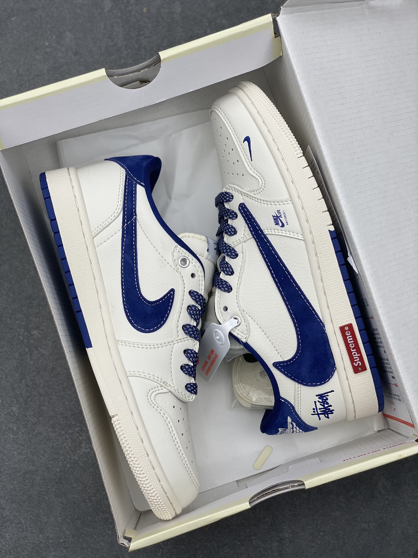 Travis Scott x Fragment Design x Jordan Air Jordan 1 Low OG SP 9 i1729630865 9561 8