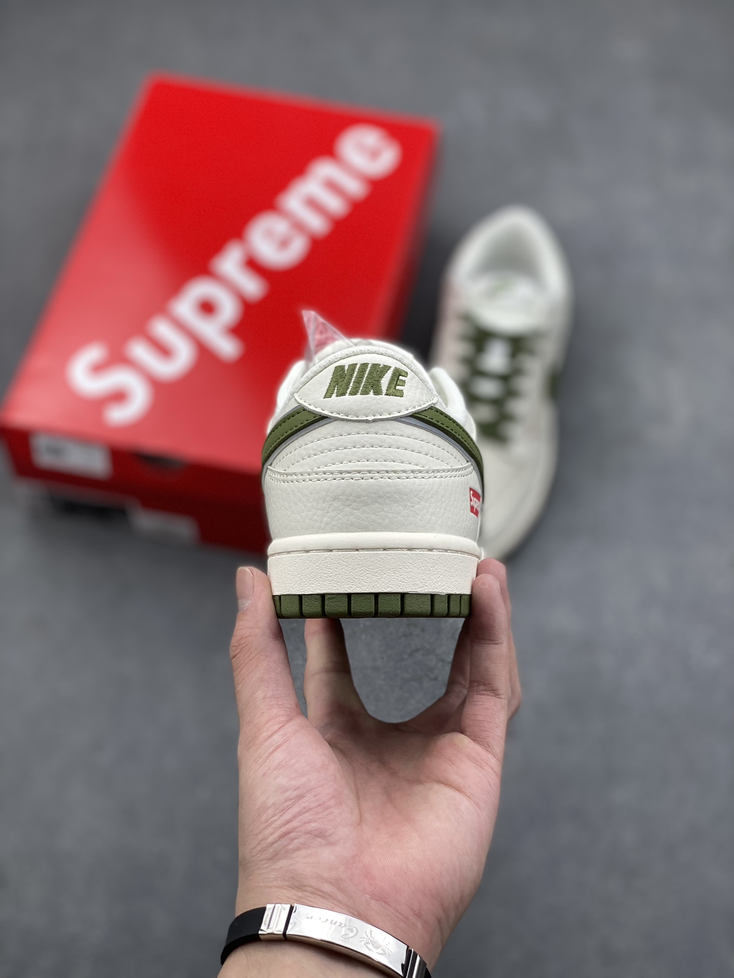 Nike SB Dunk Low Supreme Double Swoosh Sneakers - Deep Green Custom Edition 4 i1729631751 2837 8