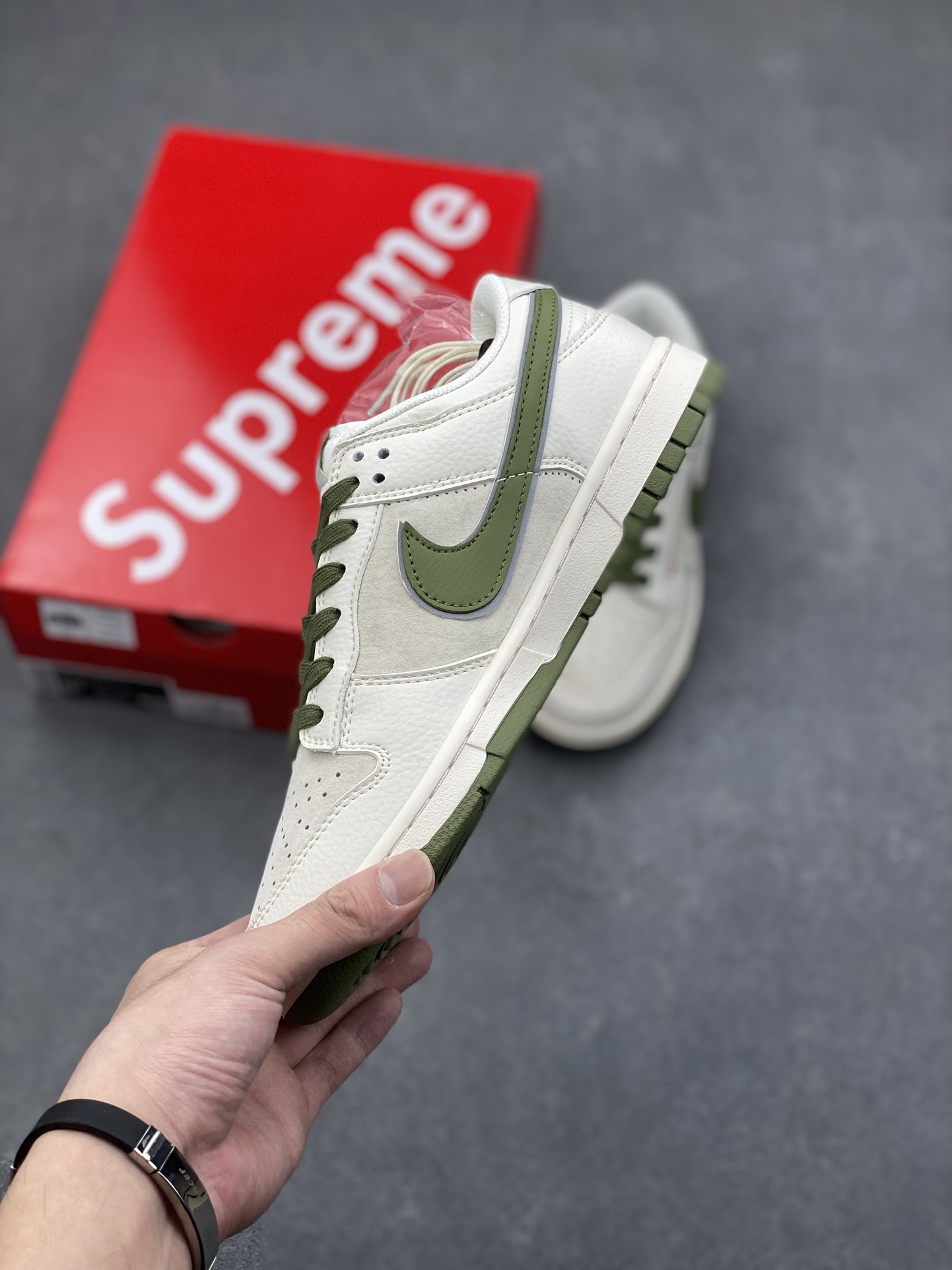 Nike SB Dunk Low Supreme Double Swoosh Sneakers - Deep Green Custom Edition 3 i1729631751 7648 5