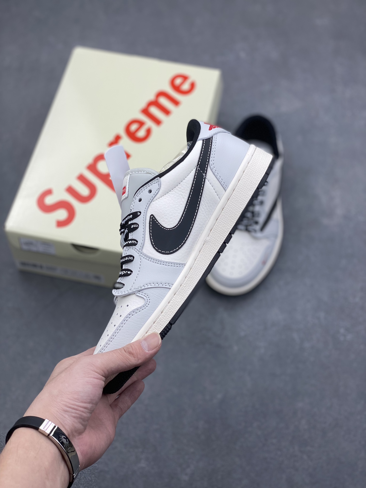 Travis Scott x Fragment Design x Jordan Air Jordan 1 Low OG SP Shoes 4 i1729701405 1799 3