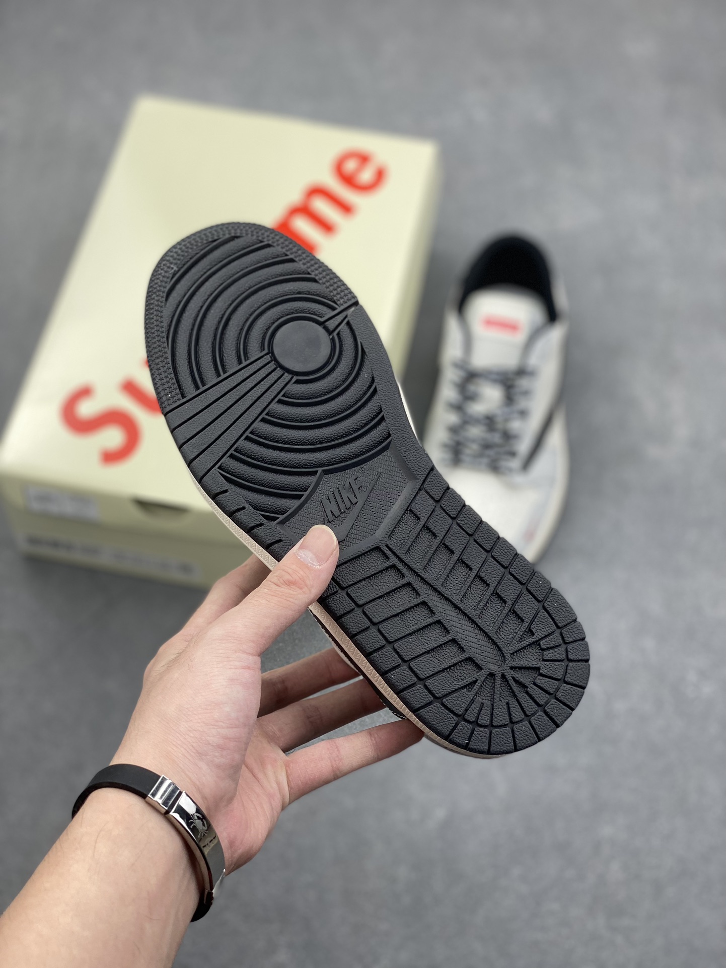 Travis Scott x Fragment Design x Jordan Air Jordan 1 Low OG SP Shoes 7 i1729701405 6246 7