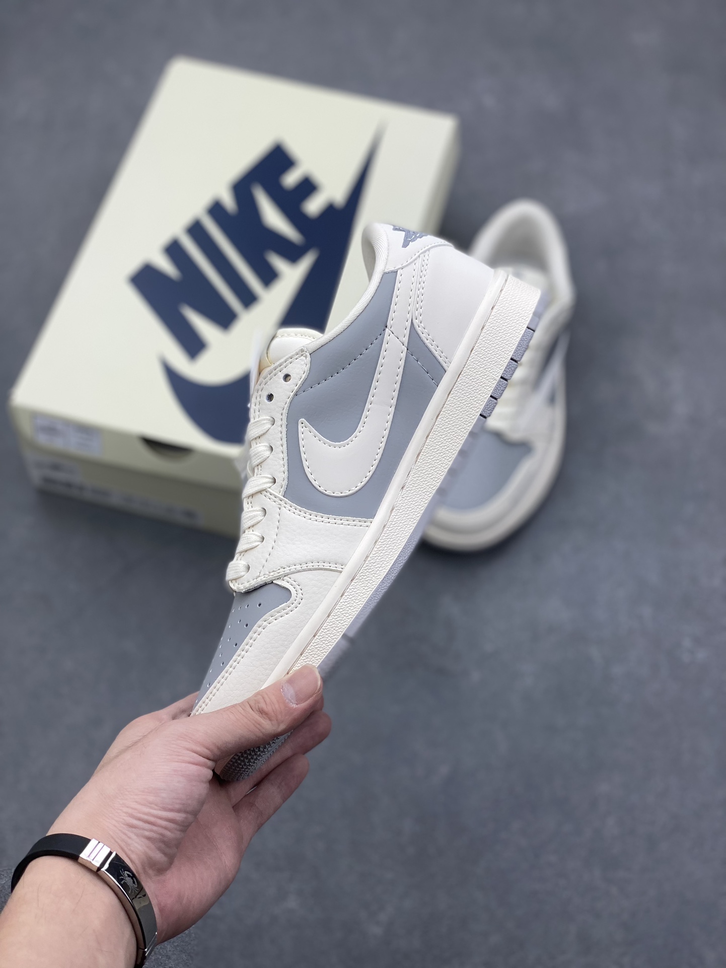 Travis Scott x Fragment Design x Jordan Air Jordan 1 Low OG SP 3 i1729701454 2904 1
