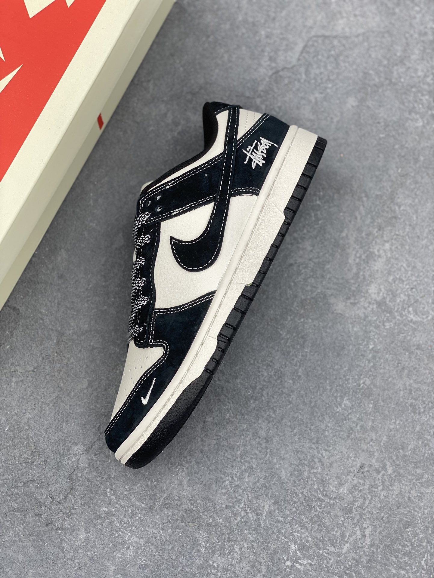 Nike SB Dunk Low Stussy Black White Sneakers Casual Shoes BB9898-008 7 i1729701785 6340 8