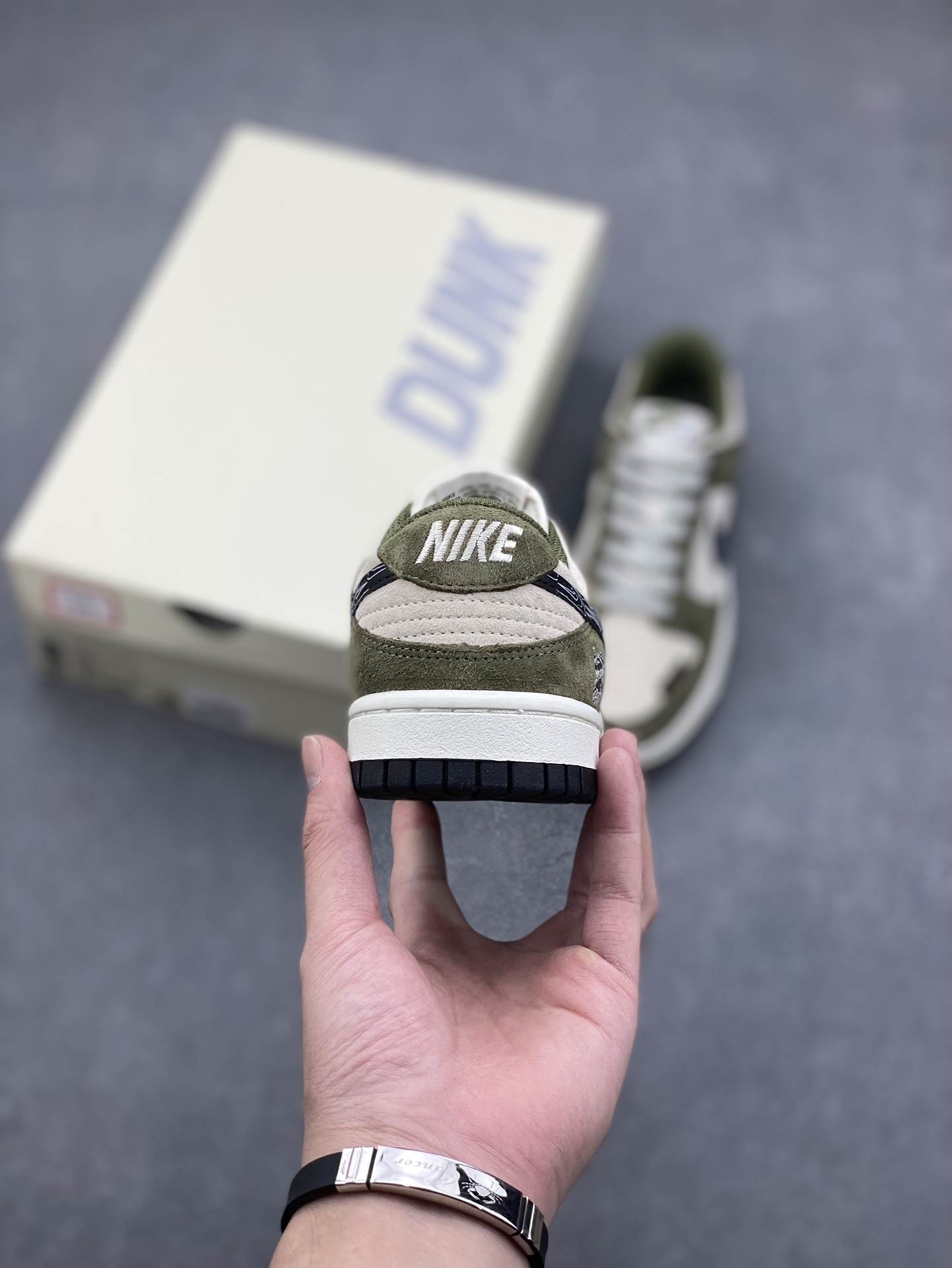 Nike SB Dunk Low UN Phantom Green Black – Premium Custom Sneakers 4 i1729813632 2937 3