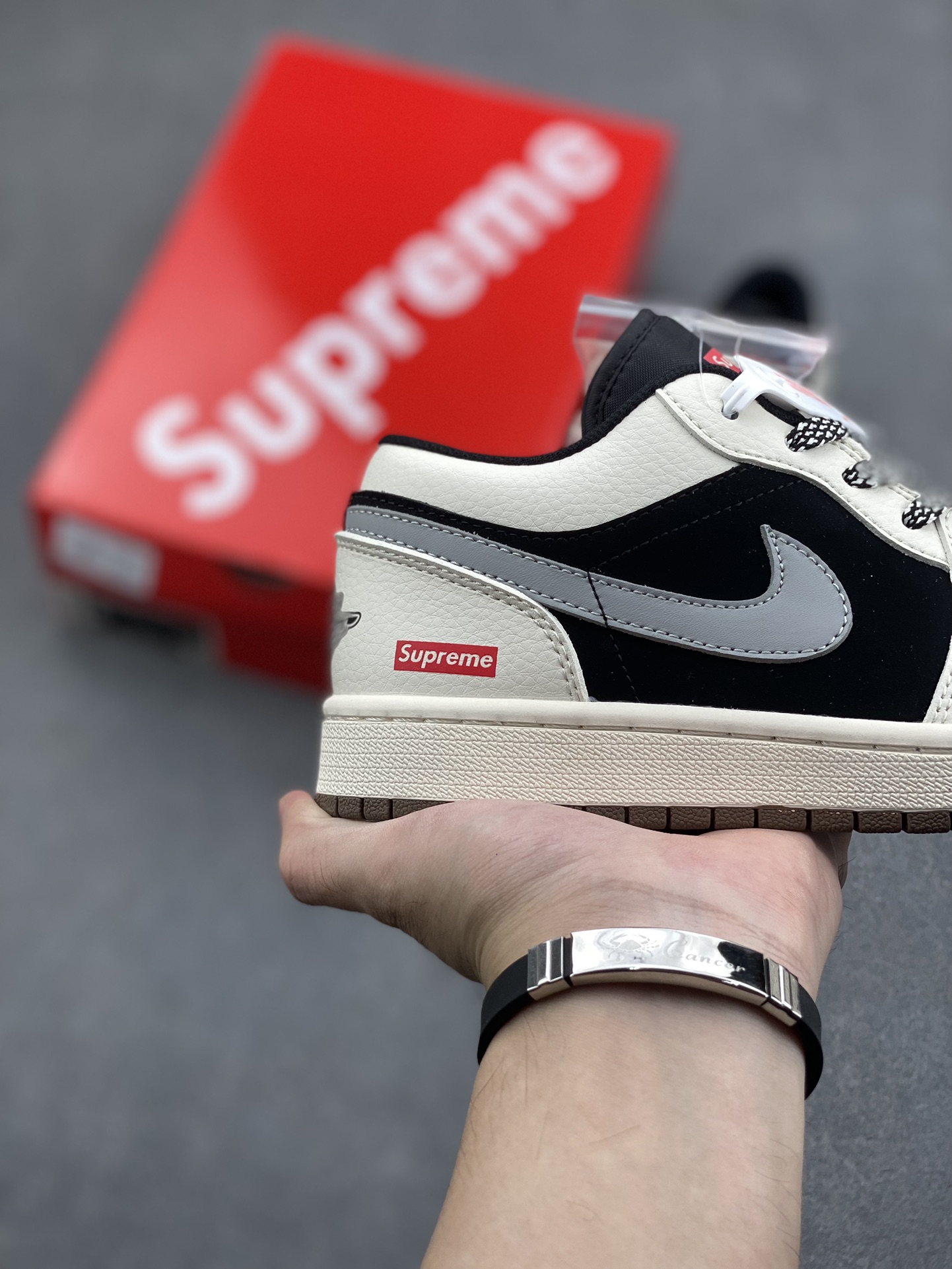 Nike Air Jordan 1 x Supreme Low Top Sneakers - Retro, Shock Absorbent, Durable 6 i1729968357 538 2