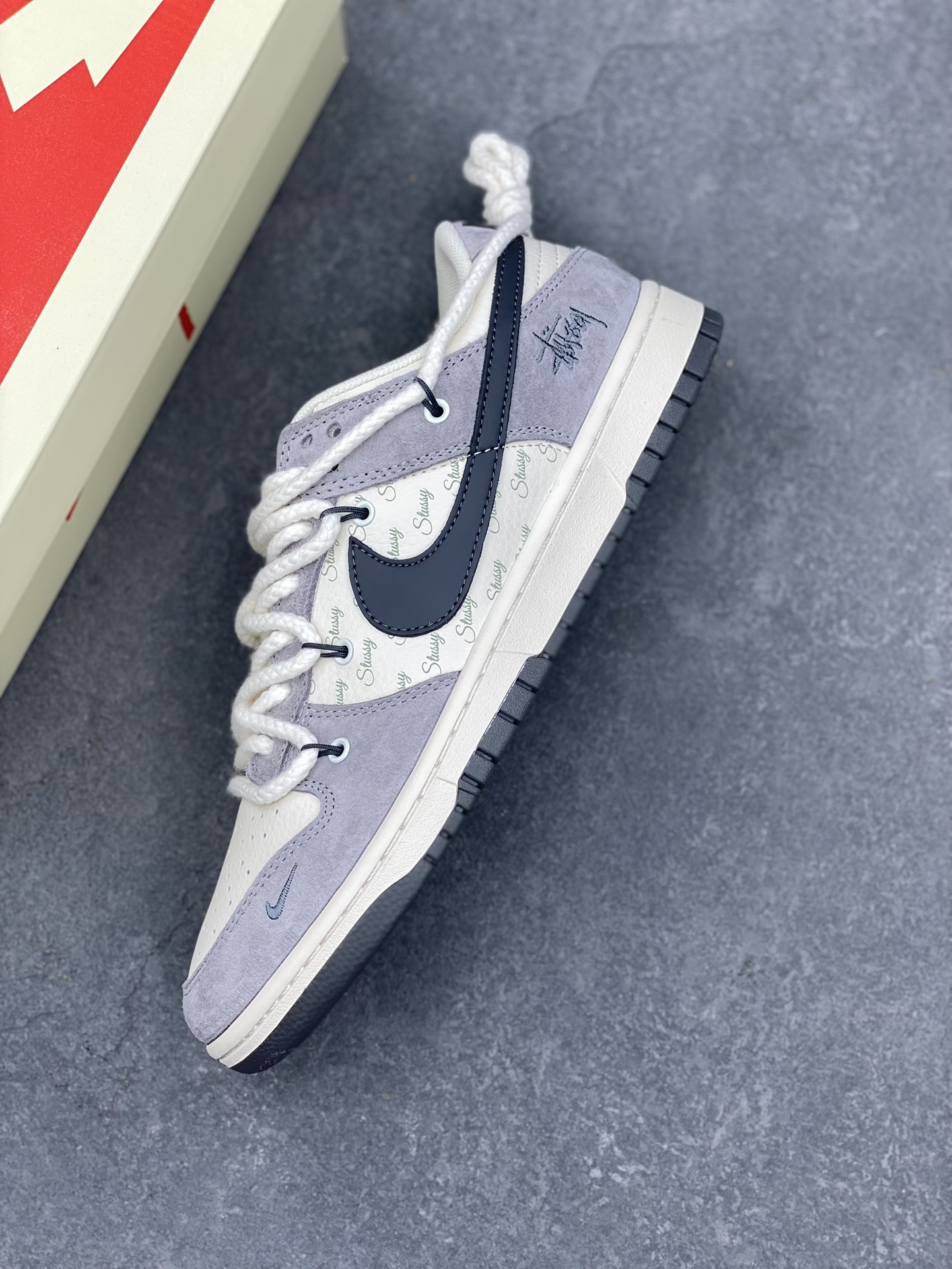 Nike SB Dunk Low Stussy Collab Anniversary Edition - Premium Skate Shoes 7 i1730050520 940 4