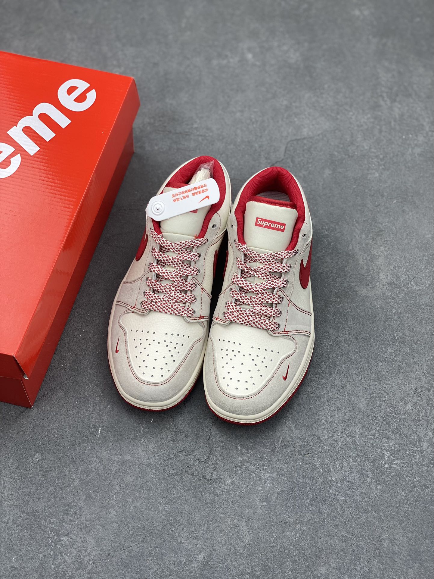 Nike Air Jordan 1 Low Retro: Supreme Collab, Premium Comfort Sneakers 9 i1730139199 2851 5