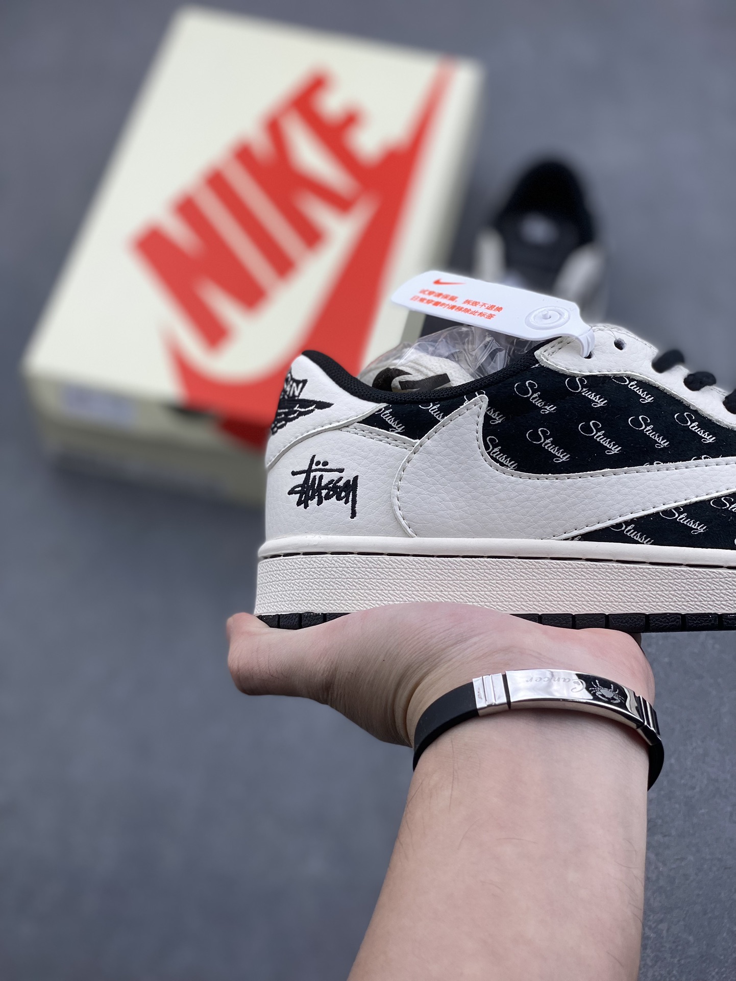 Travis Scott x Fragment Design x Stussy Air Jordan 1 Low OG SP 6 i1730220108 6717 0