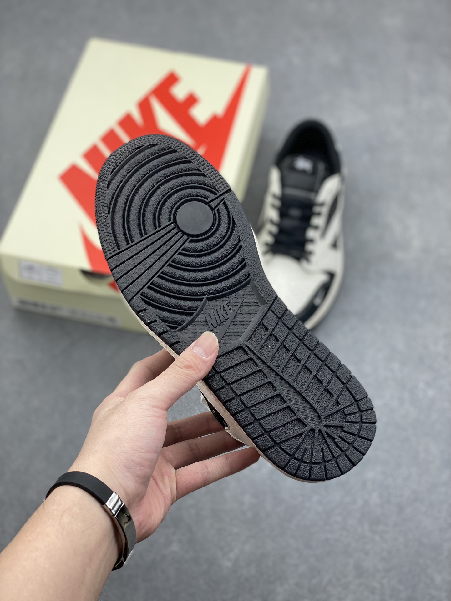 Travis Scott x Fragment Design x Stussy Air Jordan 1 Low OG SP 7 i1730220109 6391 5