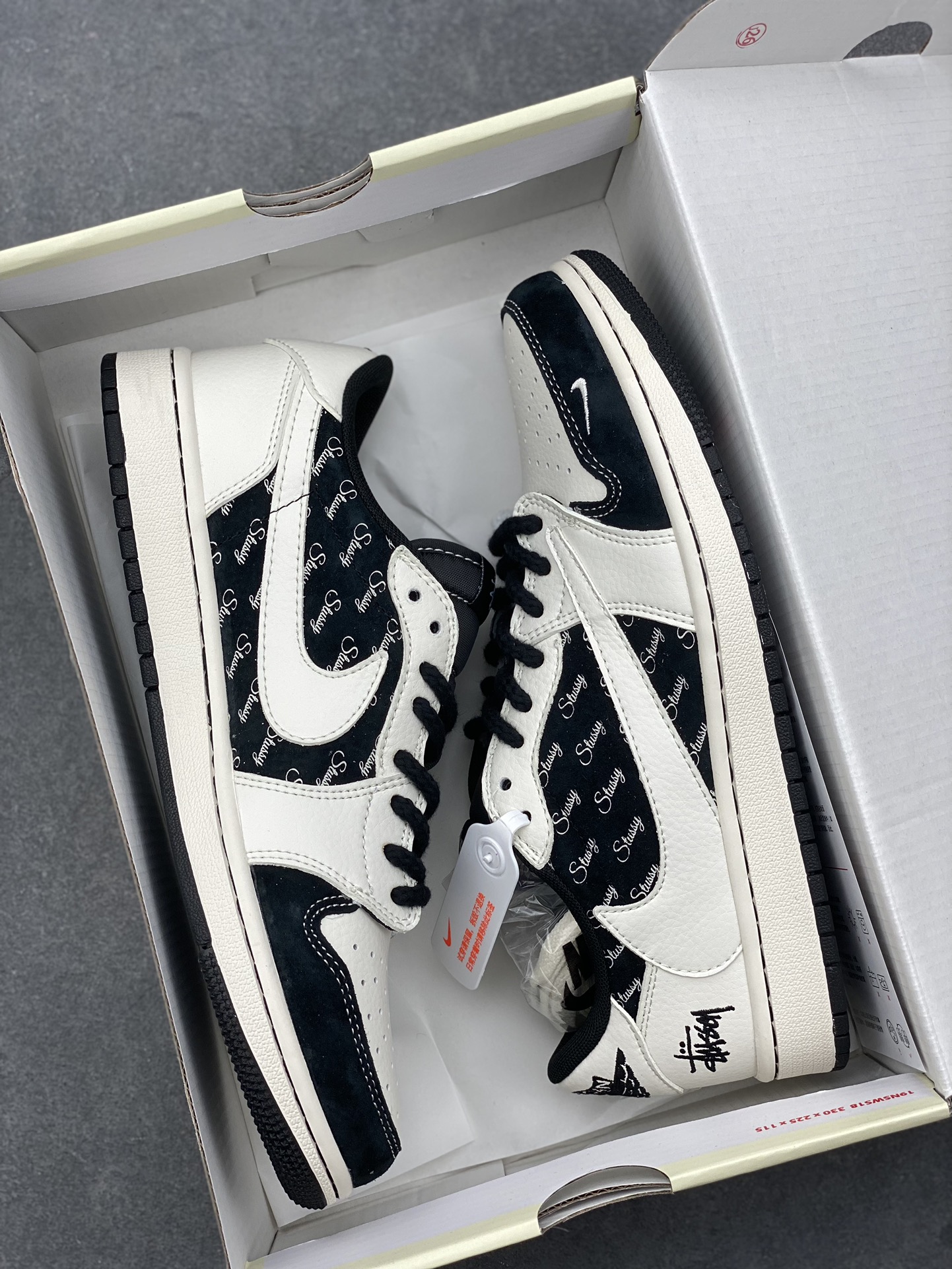Travis Scott x Fragment Design x Stussy Air Jordan 1 Low OG SP 10 i1730220122 1960 0